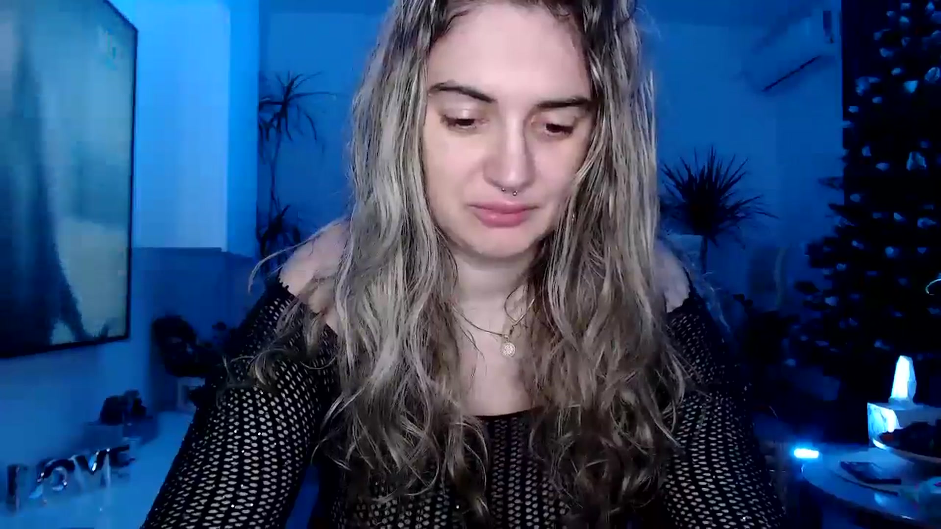 Gallery image thumbnail from MissDivinna's myfreecams stream on, 01/23/2025, 03:25 image 9 of 20
