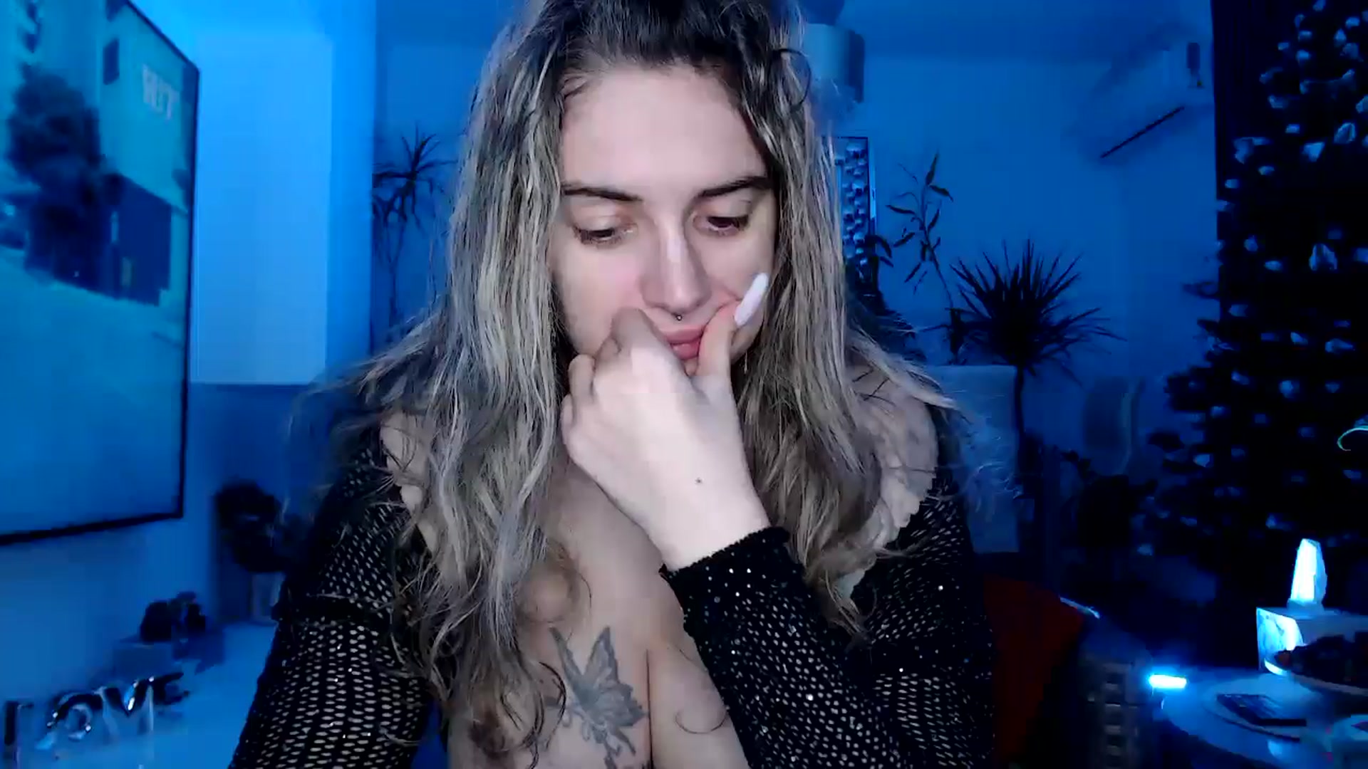 Gallery image thumbnail from MissDivinna's myfreecams stream on, 01/23/2025, 03:25 image 6 of 20