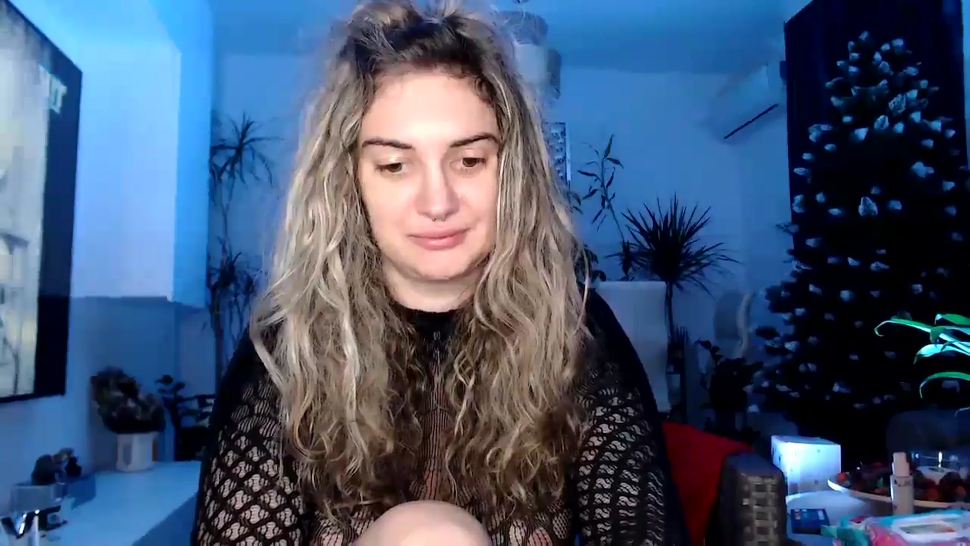 Gallery image thumbnail from MissDivinna's myfreecams stream on, 01/25/2025, 22:19 image 16 of 20