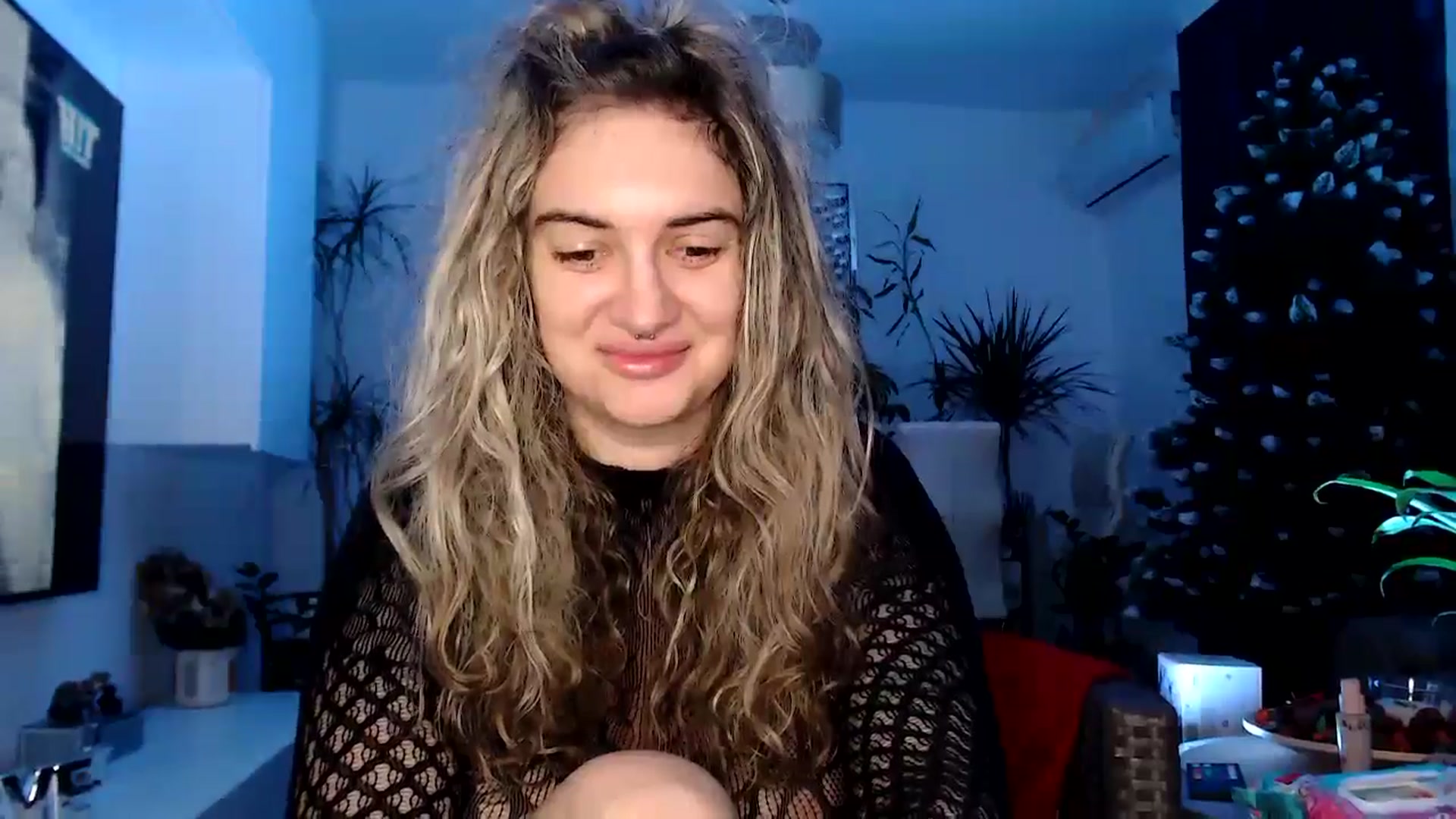 Gallery image thumbnail from MissDivinna's myfreecams stream on, 01/25/2025, 22:19 image 17 of 20