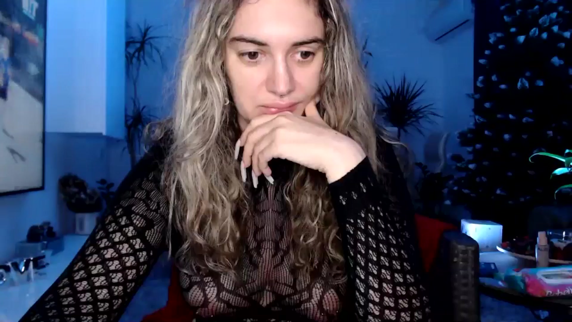 Gallery image thumbnail from MissDivinna's myfreecams stream on, 01/25/2025, 22:19 image 8 of 20