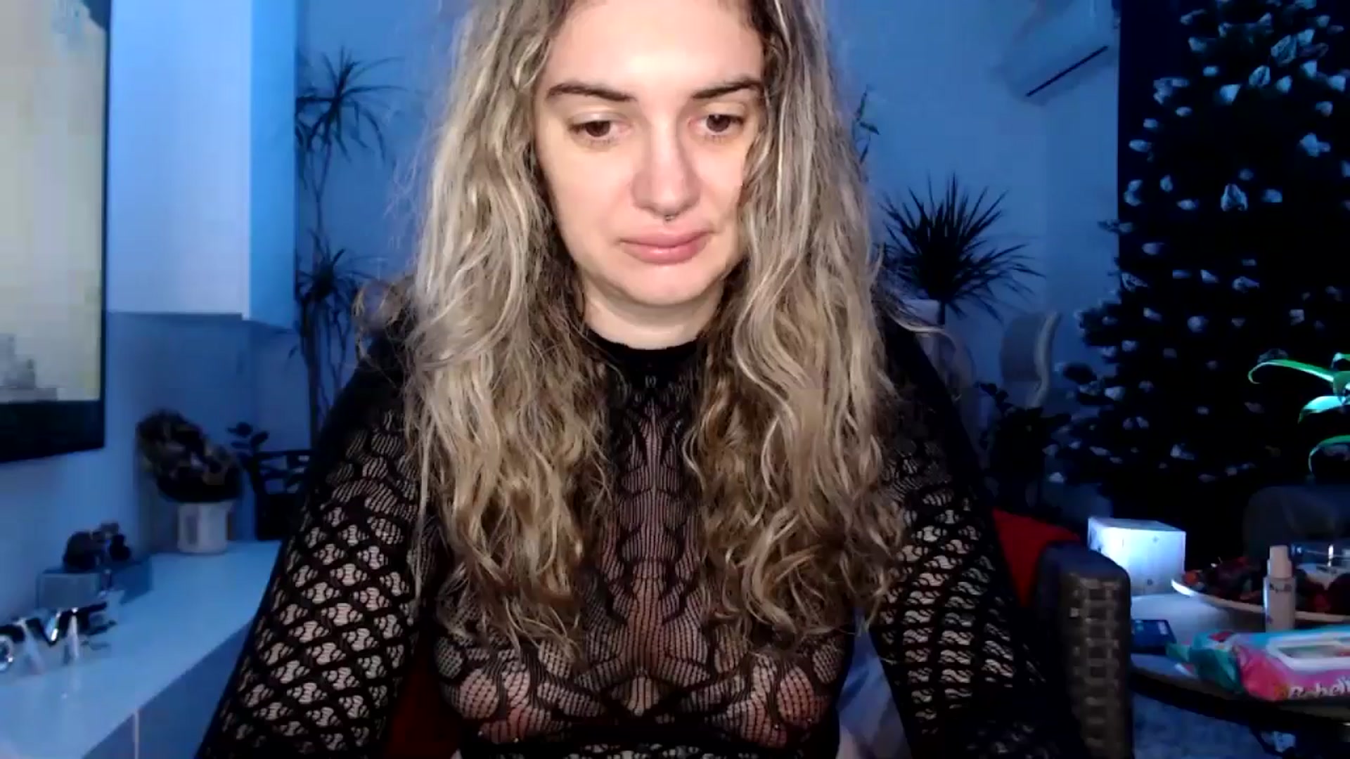 Gallery image thumbnail from MissDivinna's myfreecams stream on, 01/25/2025, 22:19 image 5 of 20