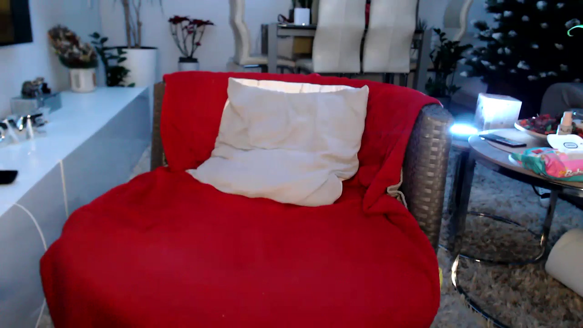 Gallery image thumbnail from MissDivinna's myfreecams stream on, 01/26/2025, 22:31 image 20 of 20