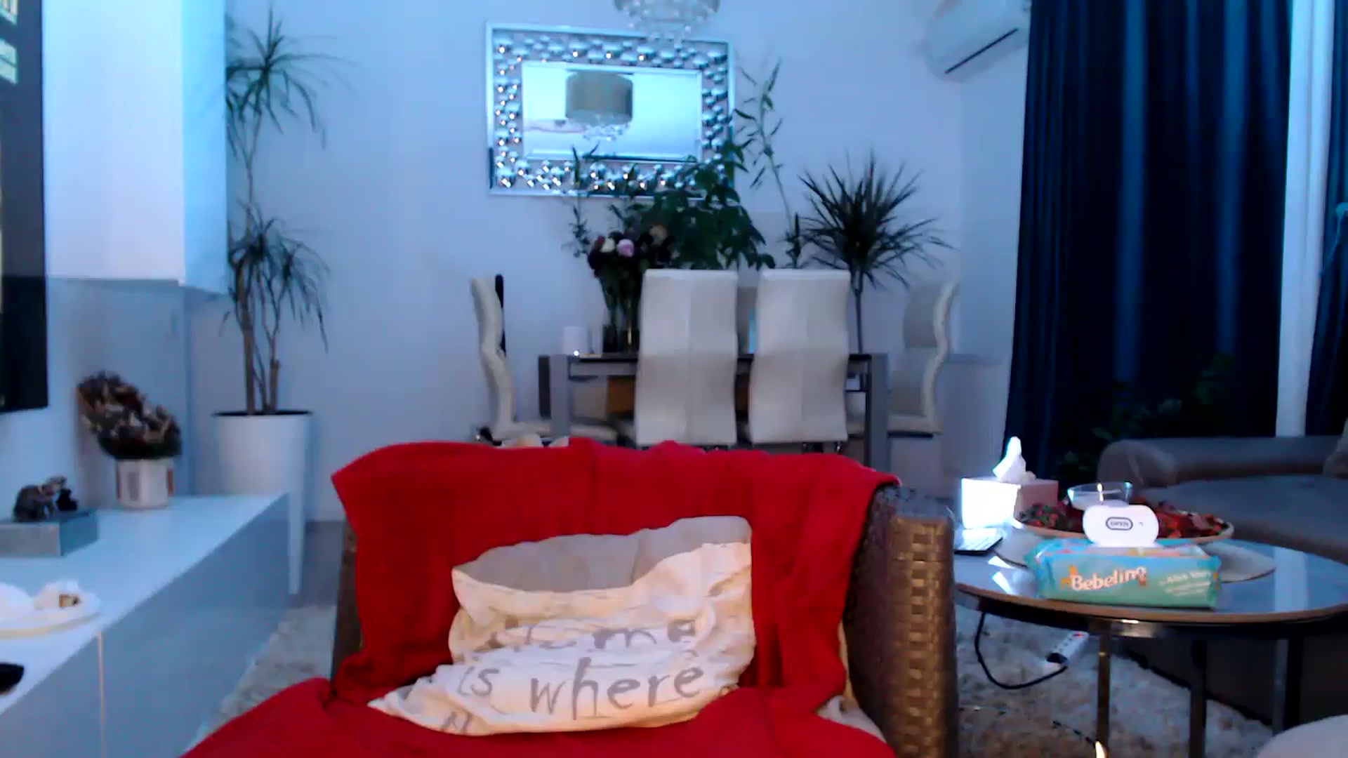 Gallery image thumbnail from MissDivinna's myfreecams stream on, 02/01/2025, 20:15 image 14 of 20
