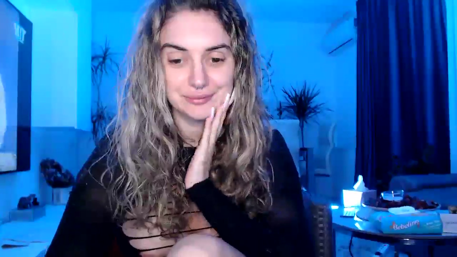 Gallery image thumbnail from MissDivinna's myfreecams stream on, 02/03/2025, 03:25 image 16 of 20