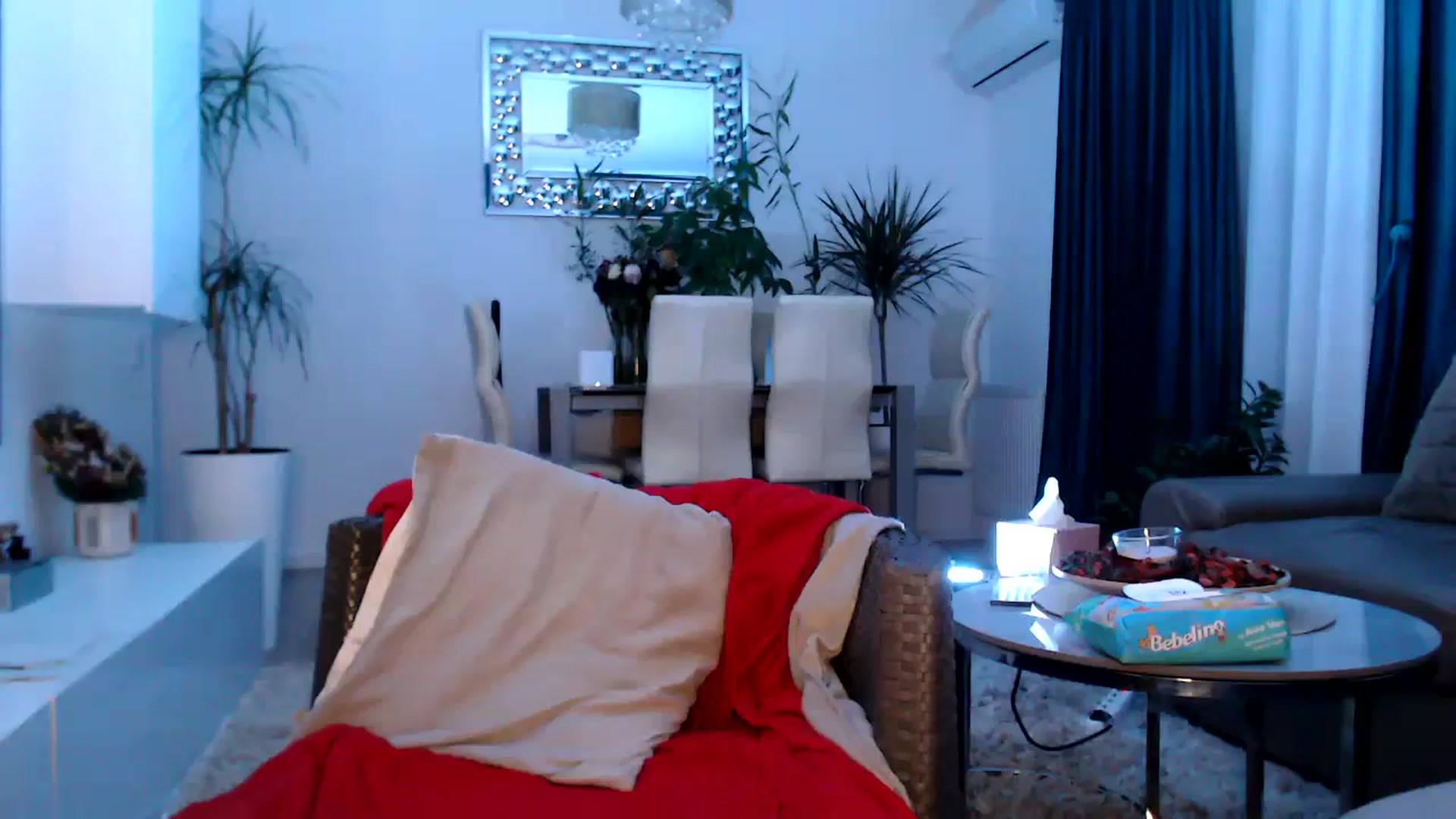 Gallery image thumbnail from MissDivinna's myfreecams stream on, 02/04/2025, 01:52 image 9 of 20