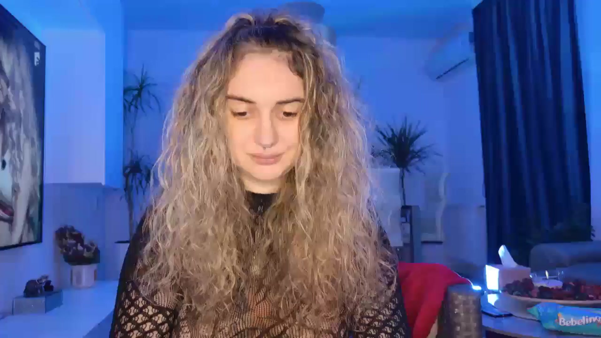 Gallery image thumbnail from MissDivinna's myfreecams stream on, 02/05/2025, 23:46 image 1 of 20