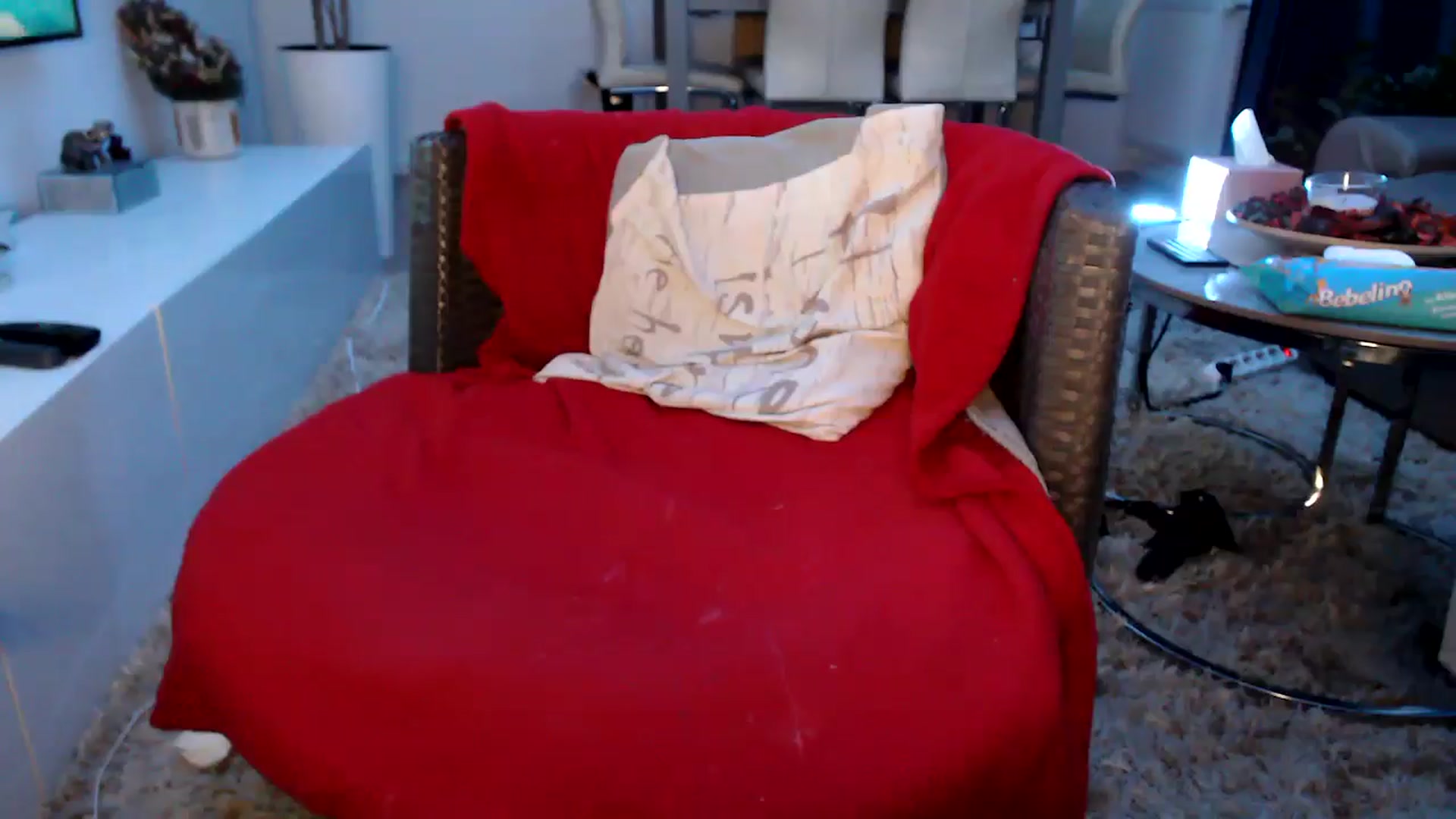 Gallery image thumbnail from MissDivinna's myfreecams stream on, 02/07/2025, 02:52 image 12 of 20
