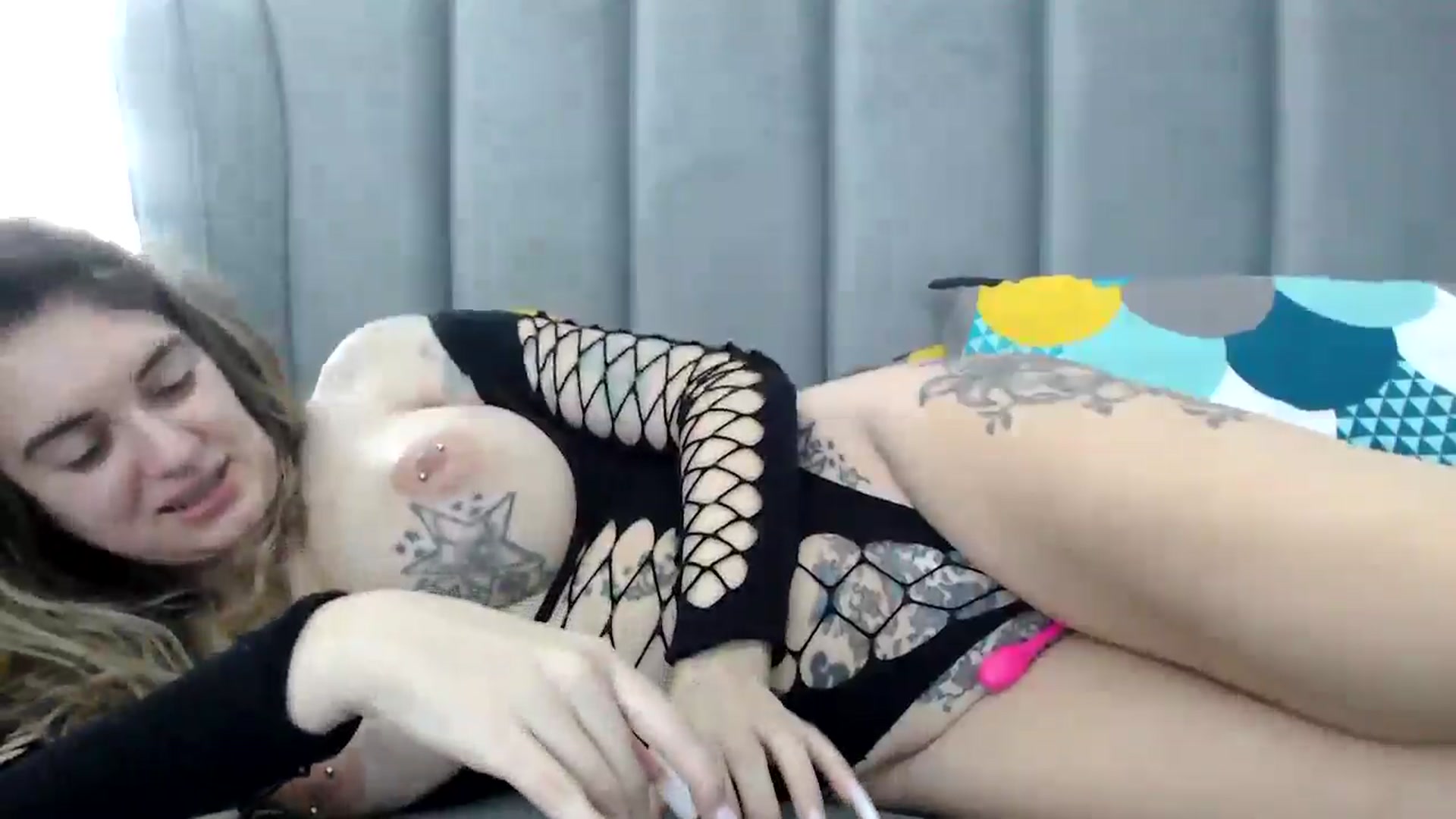 Gallery image thumbnail from MissDivinna's myfreecams stream on, 02/17/2025, 01:57 image 11 of 20