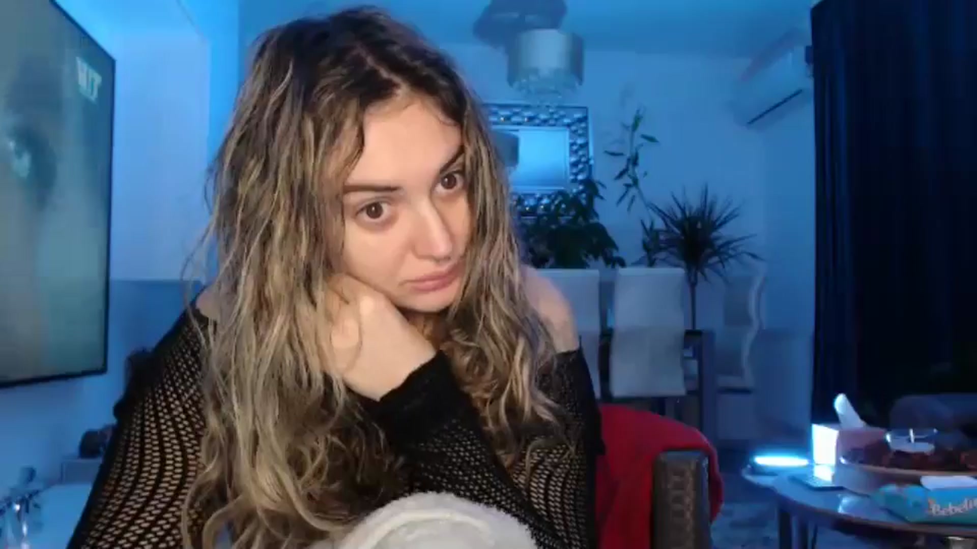 Gallery image thumbnail from MissDivinna's myfreecams stream on, 02/20/2025, 24:51 image 19 of 20