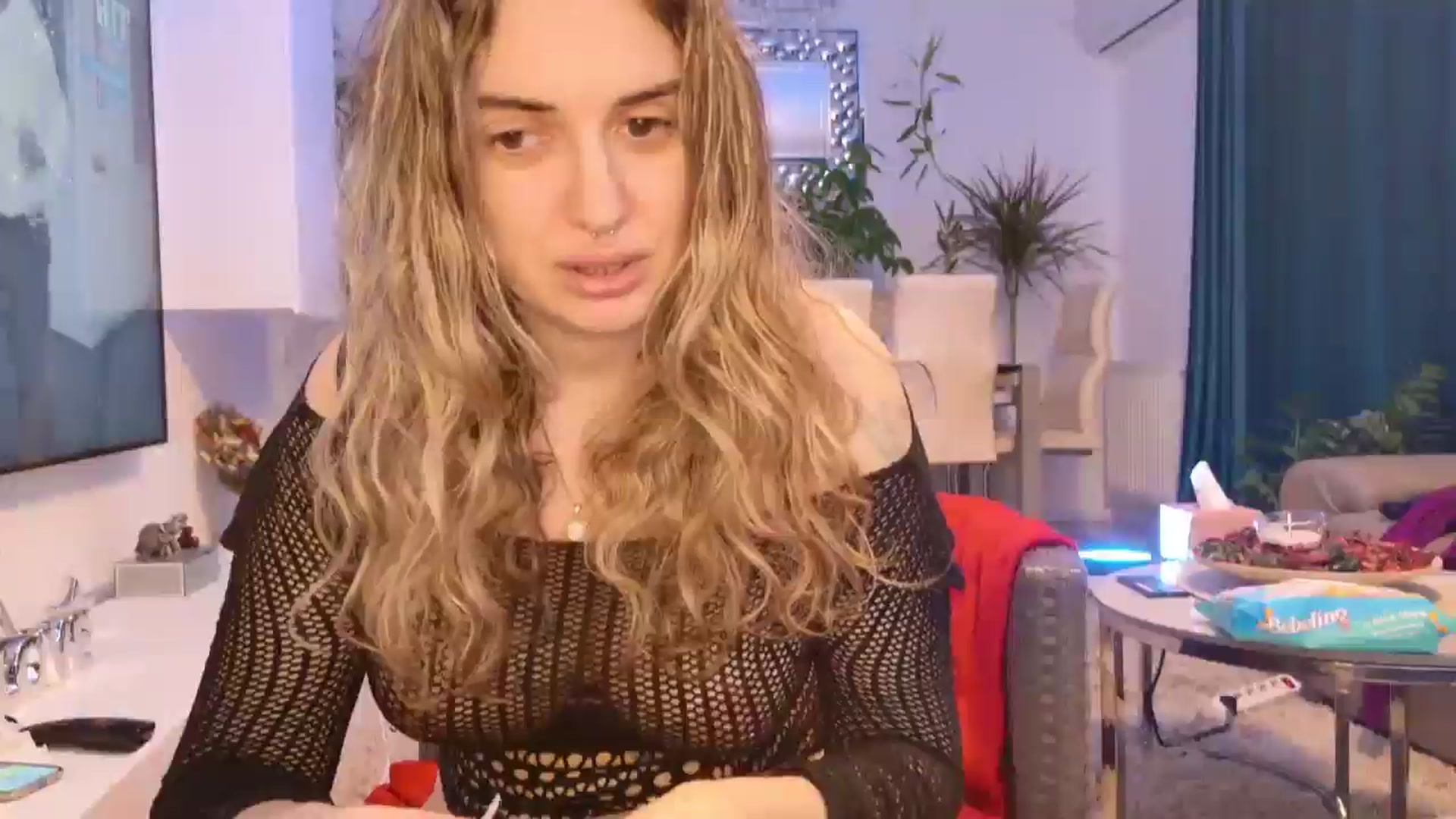 Gallery image thumbnail from MissDivinna's myfreecams stream on, 02/20/2025, 05:51 image 15 of 20