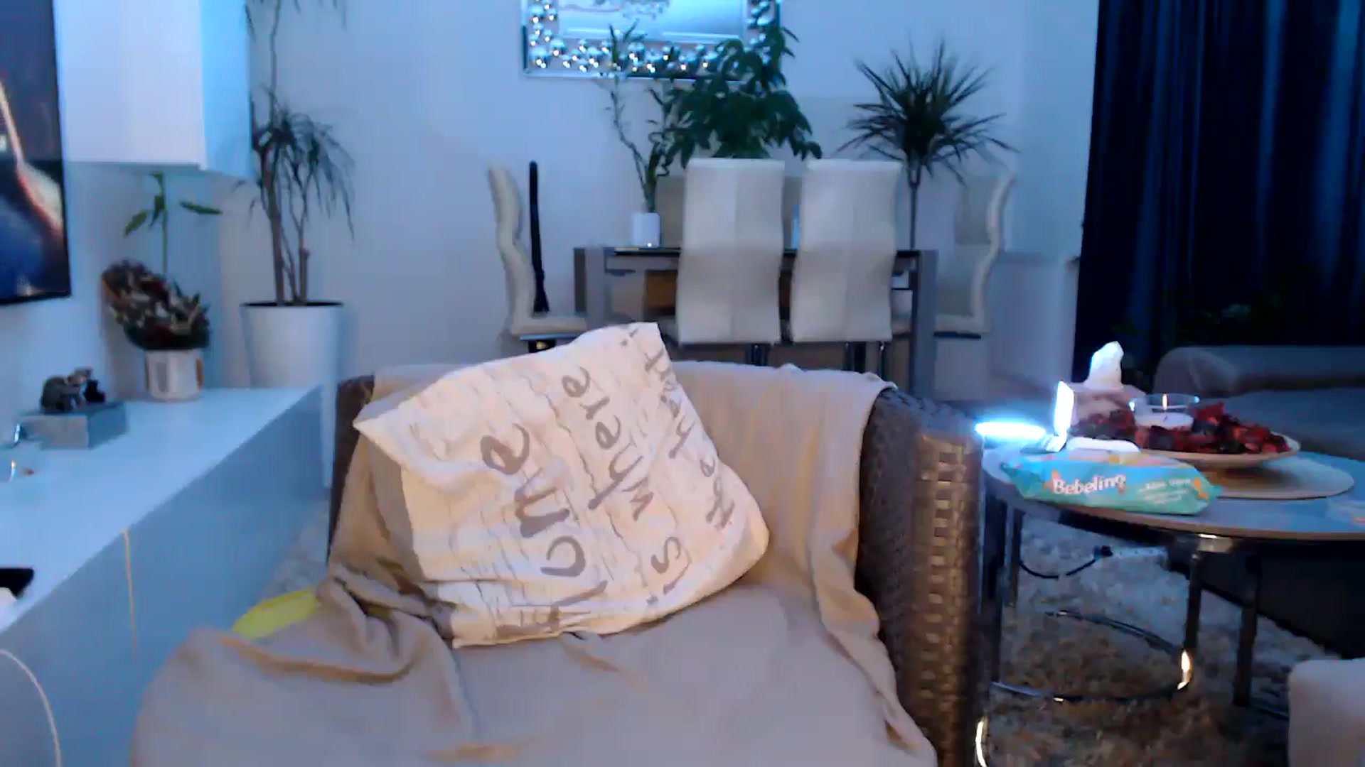 Gallery image thumbnail from MissDivinna's myfreecams stream on, 02/22/2025, 24:40 image 7 of 20