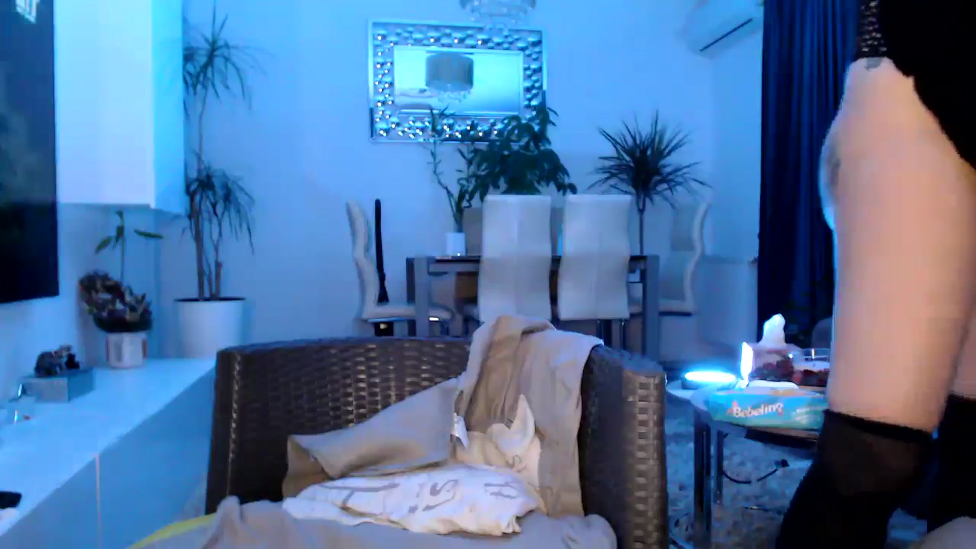 Gallery image thumbnail from MissDivinna's myfreecams stream on, 02/22/2025, 02:21 image 16 of 20