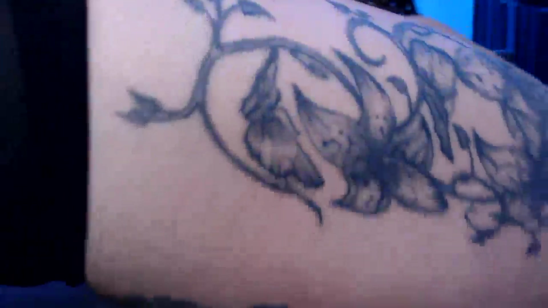 Gallery image thumbnail from MissDivinna's myfreecams stream on, 02/23/2025, 24:01 image 17 of 20