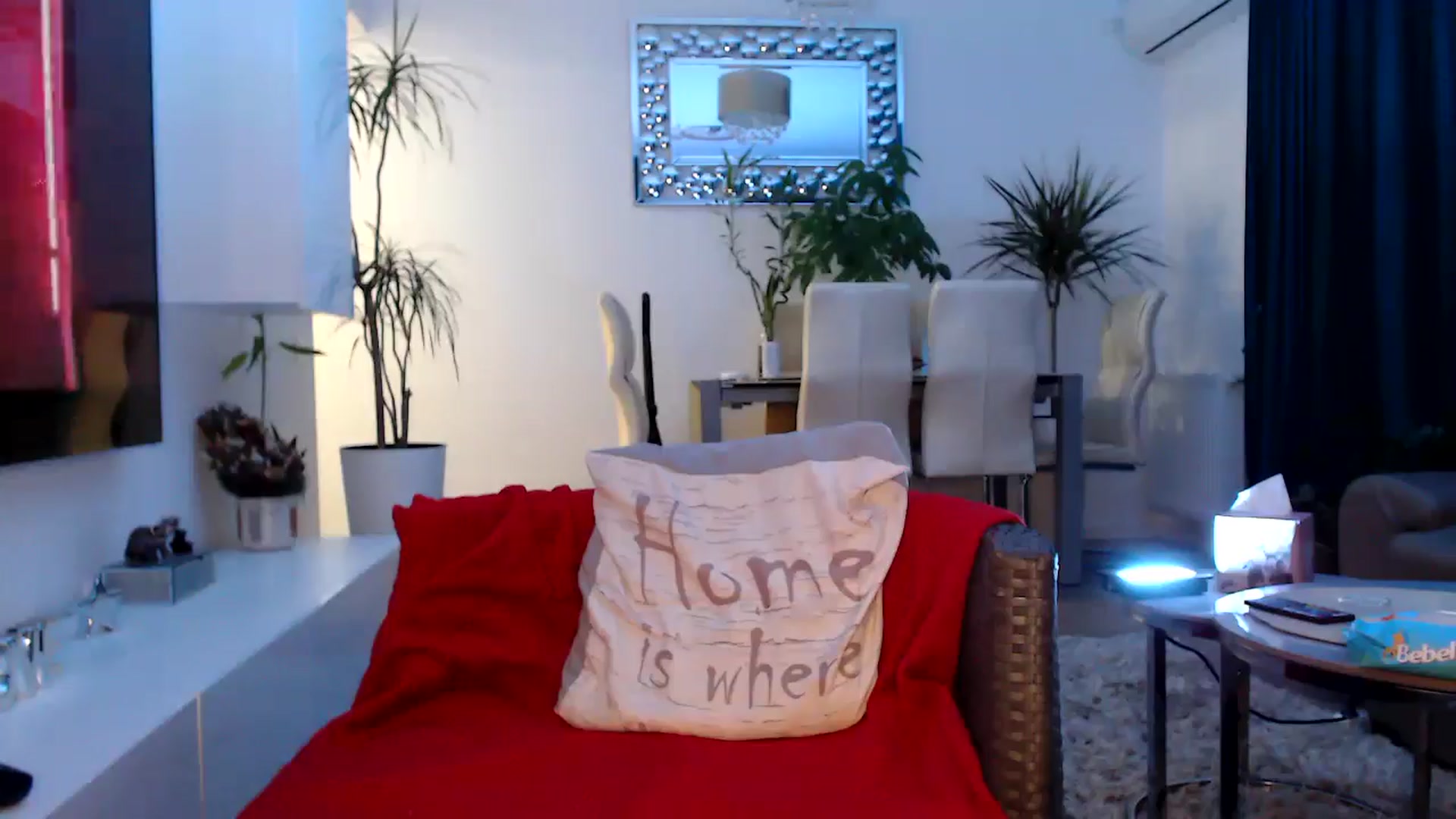 Gallery image thumbnail from MissDivinna's myfreecams stream on, 02/24/2025, 01:59 image 4 of 20