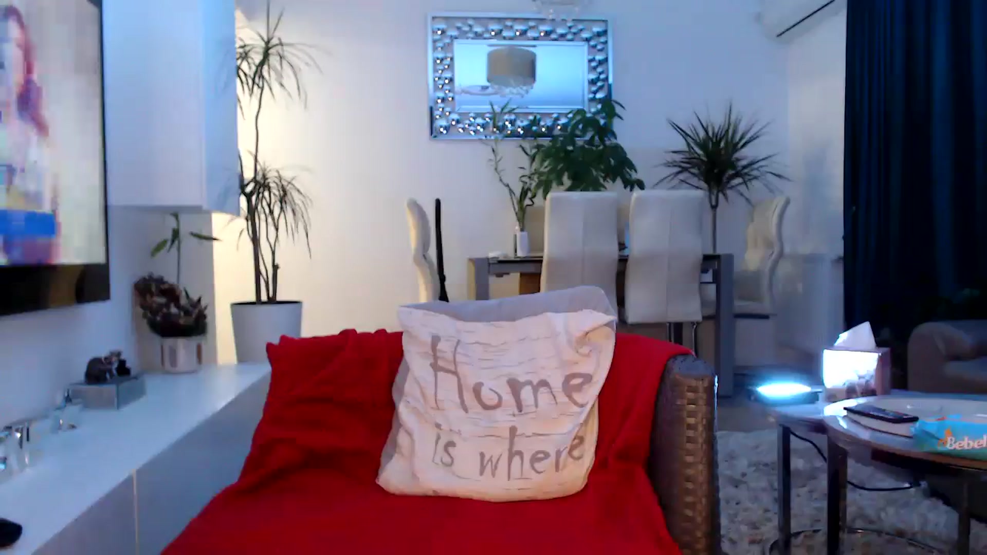 Gallery image thumbnail from MissDivinna's myfreecams stream on, 02/24/2025, 01:59 image 5 of 20
