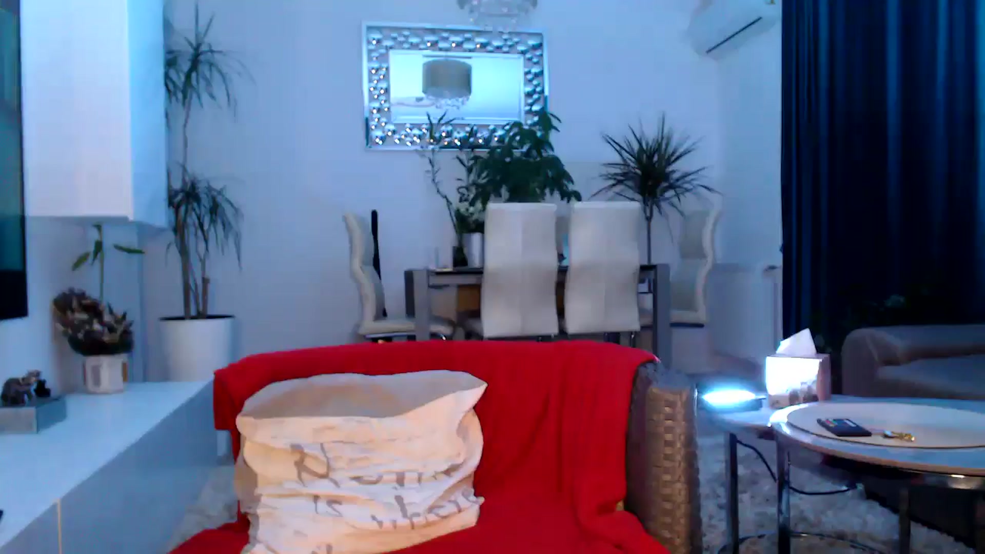 Gallery image thumbnail from MissDivinna's myfreecams stream on, 02/25/2025, 01:38 image 17 of 20