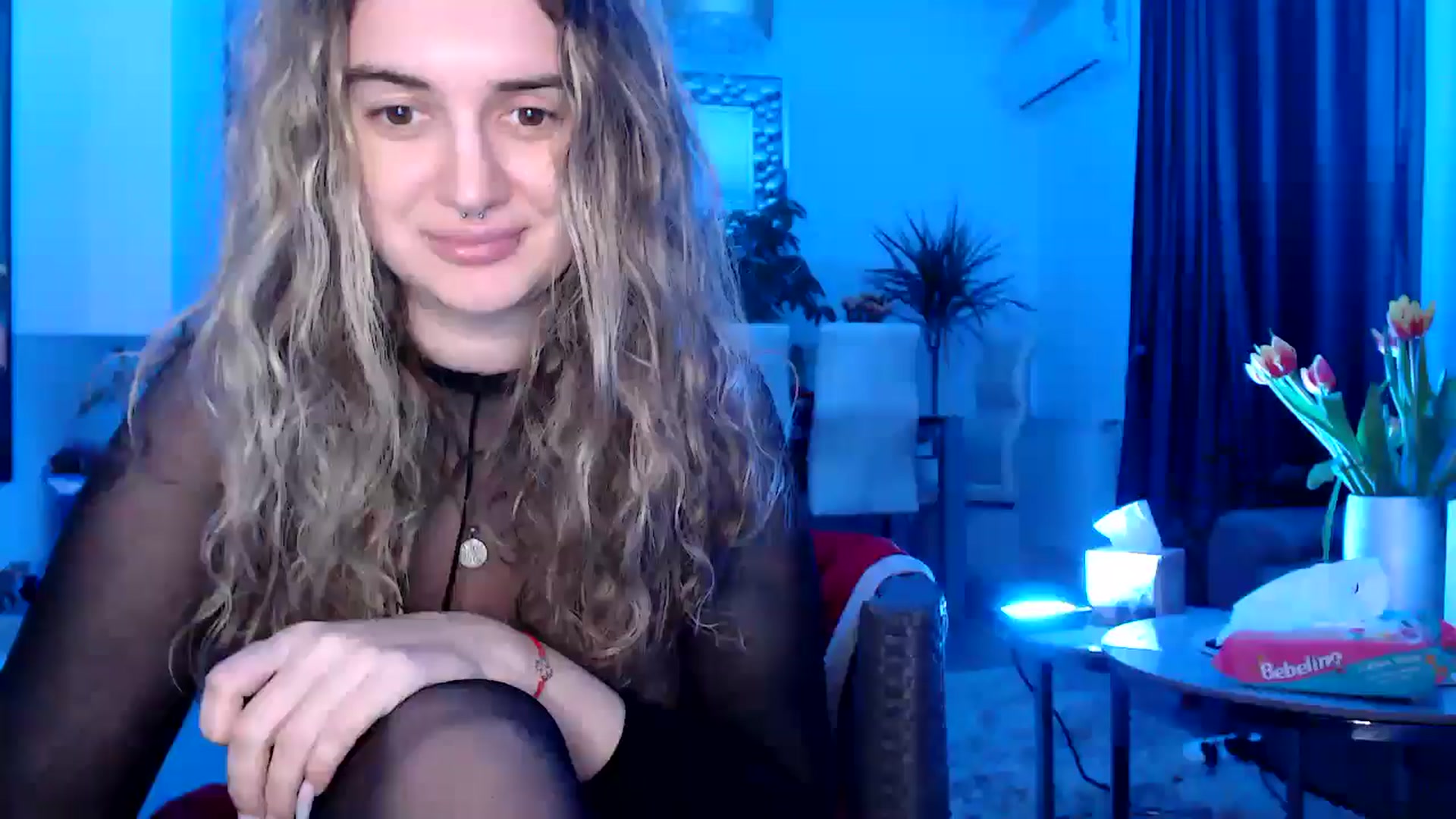 Gallery image thumbnail from MissDivinna's myfreecams stream on, 03/03/2025, 22:43 image 12 of 20