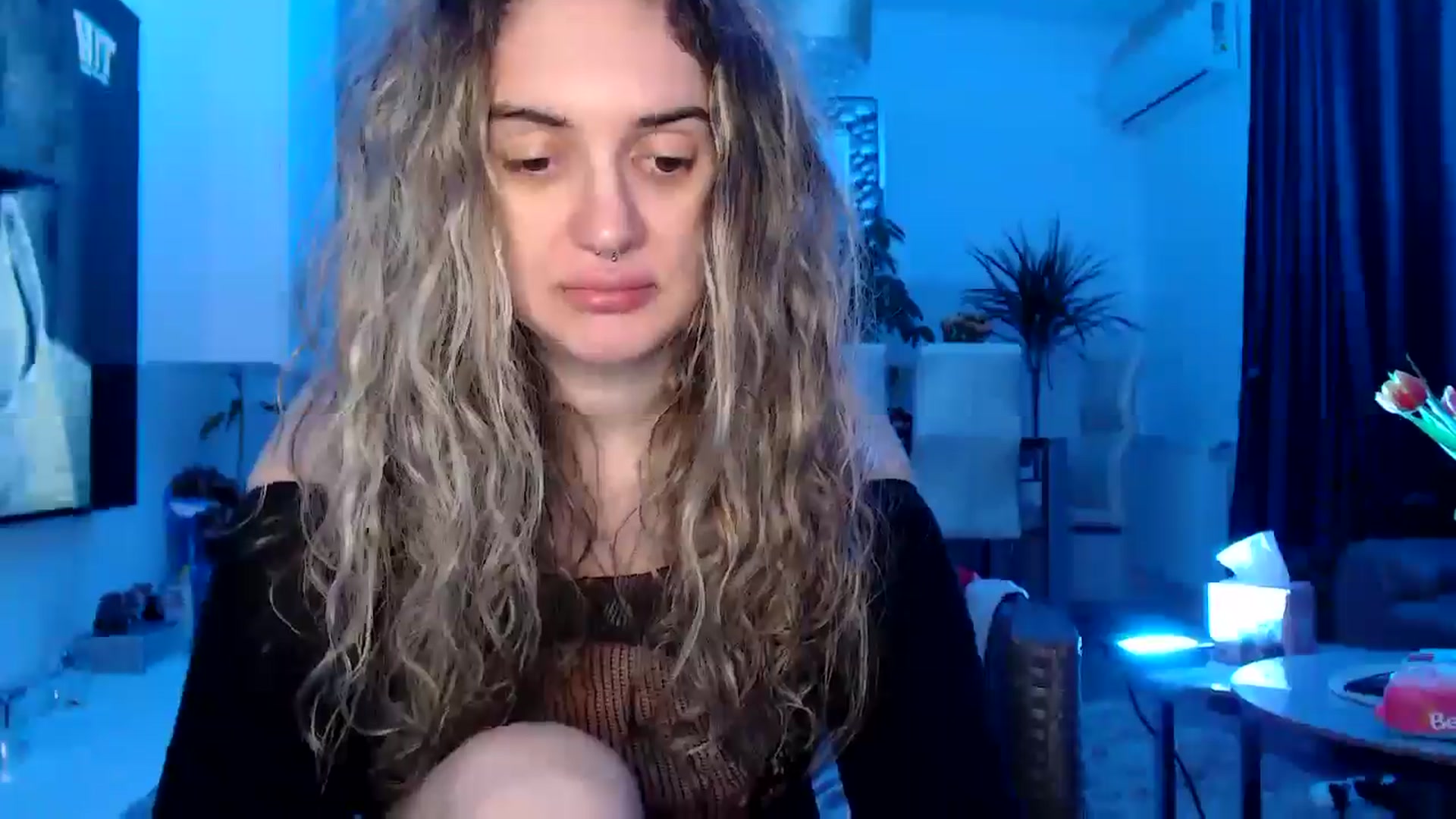 Gallery image thumbnail from MissDivinna's myfreecams stream on, 03/04/2025, 01:09 image 9 of 20