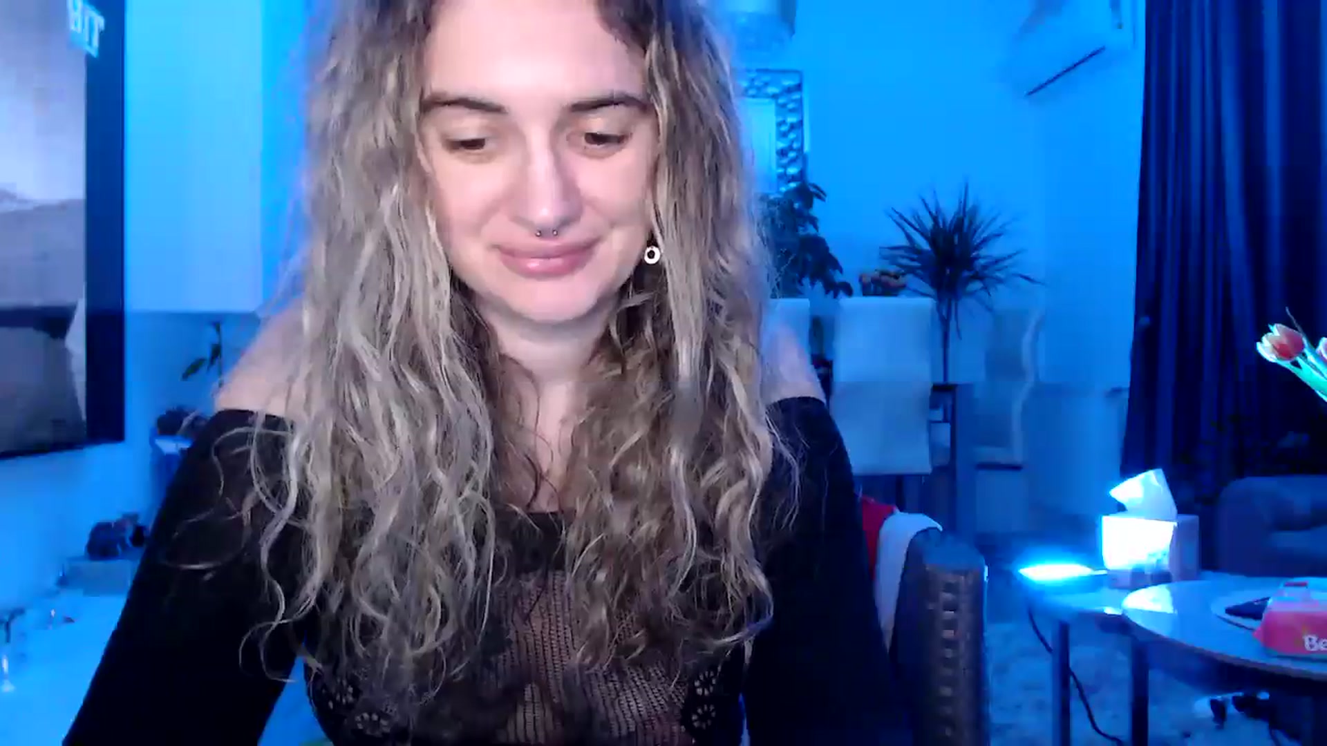 Gallery image thumbnail from MissDivinna's myfreecams stream on, 03/04/2025, 01:09 image 12 of 20