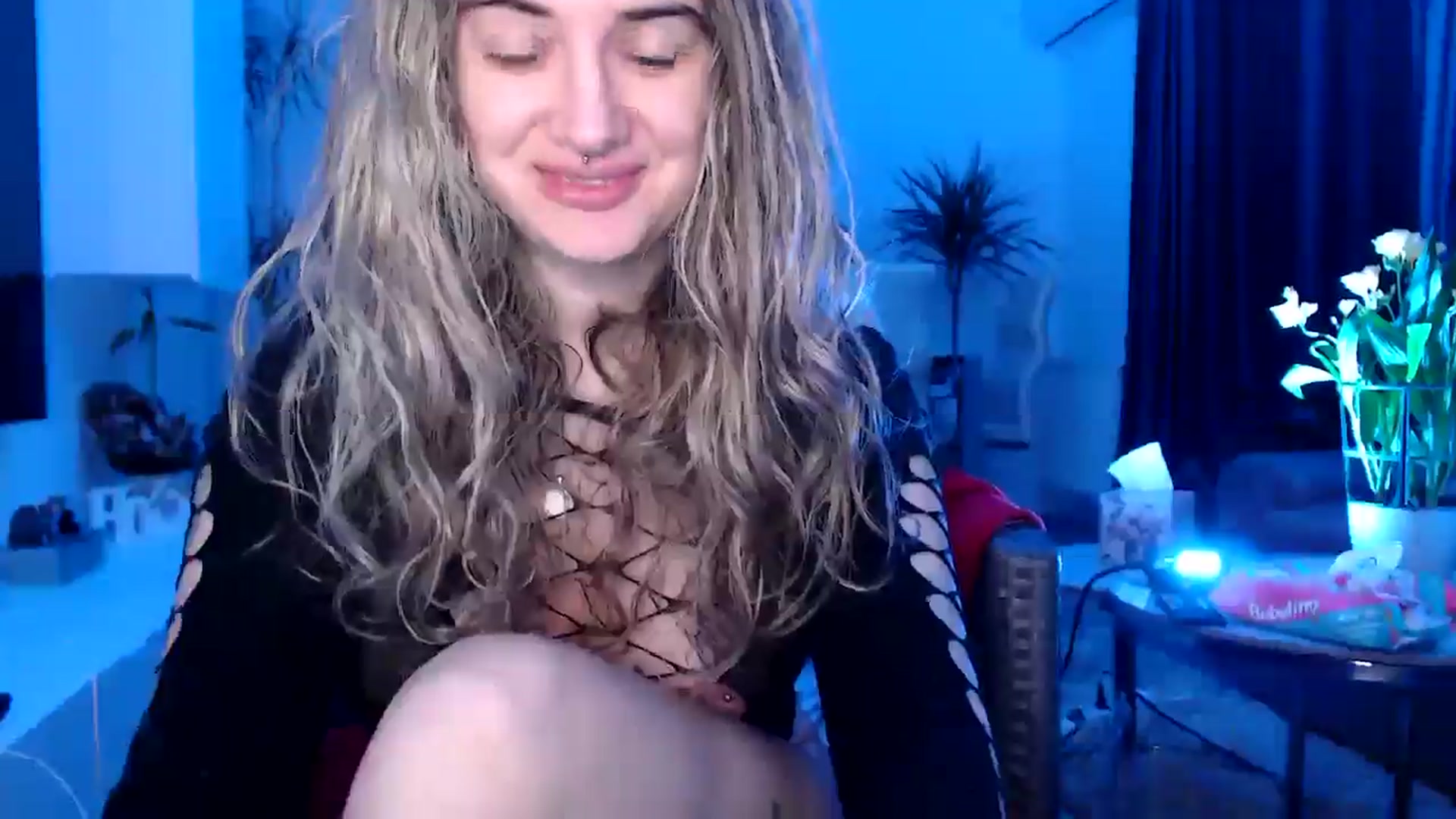 Gallery image thumbnail from MissDivinna's myfreecams stream on, 03/10/2025, 22:38 image 10 of 20