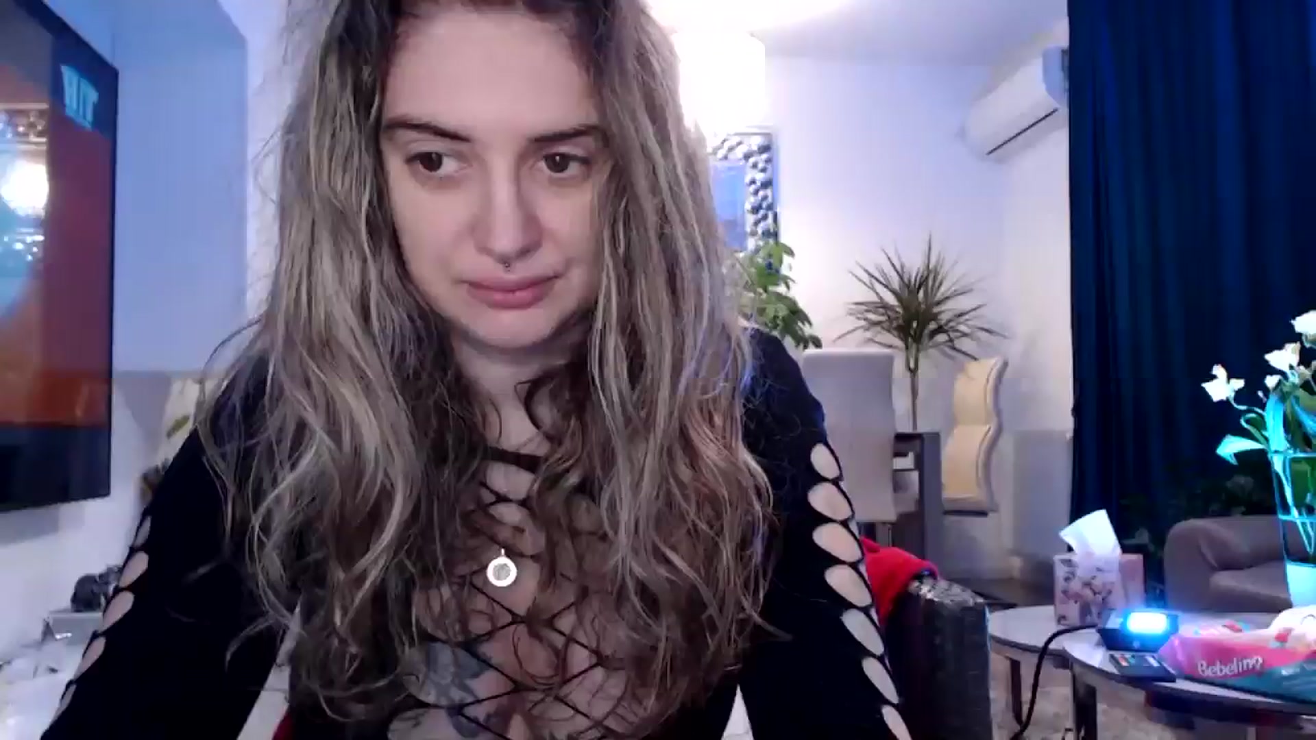 Gallery image thumbnail from MissDivinna's myfreecams stream on, 03/10/2025, 22:38 image 1 of 20
