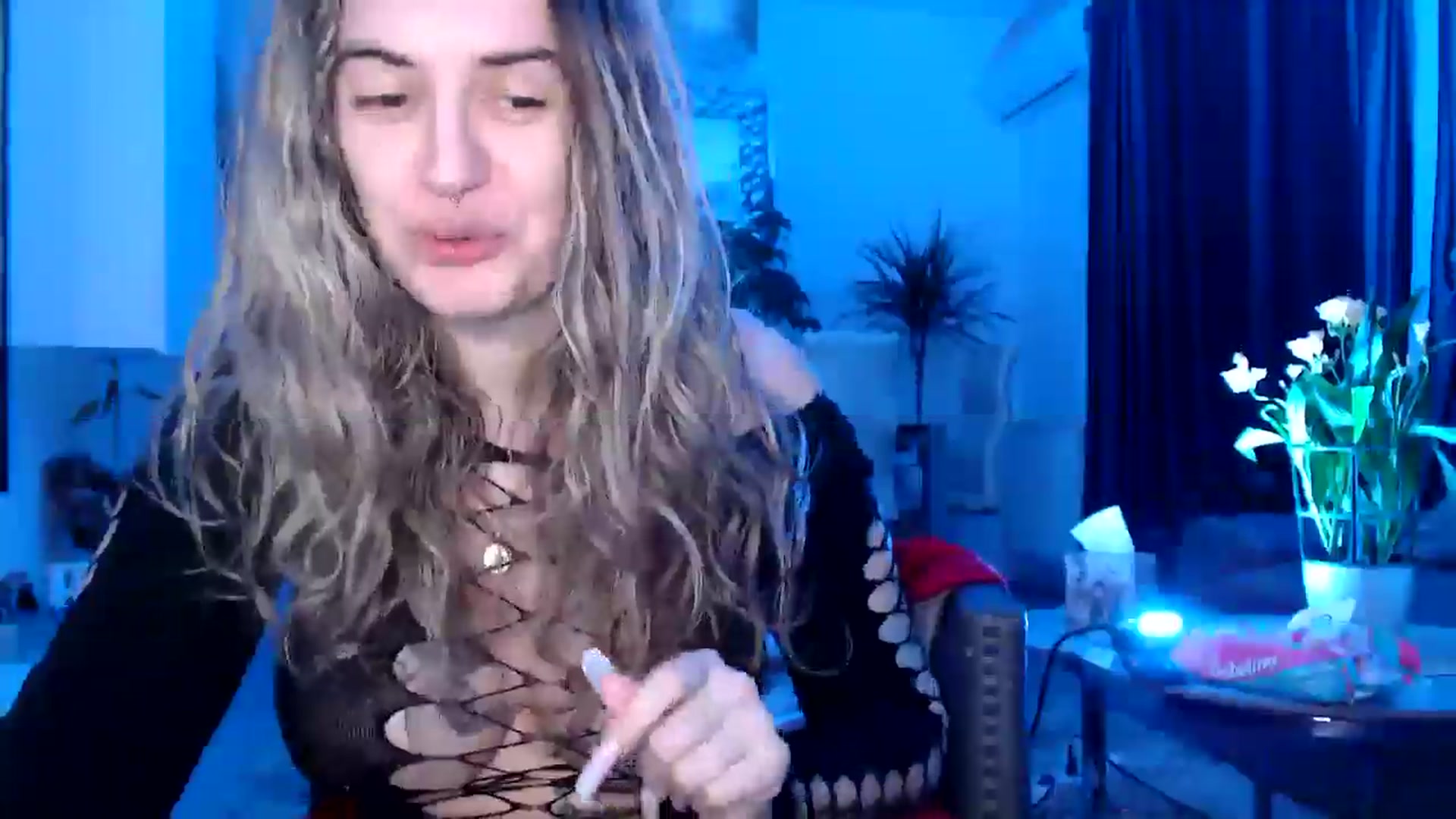 Gallery image thumbnail from MissDivinna's myfreecams stream on, 03/10/2025, 22:38 image 16 of 20
