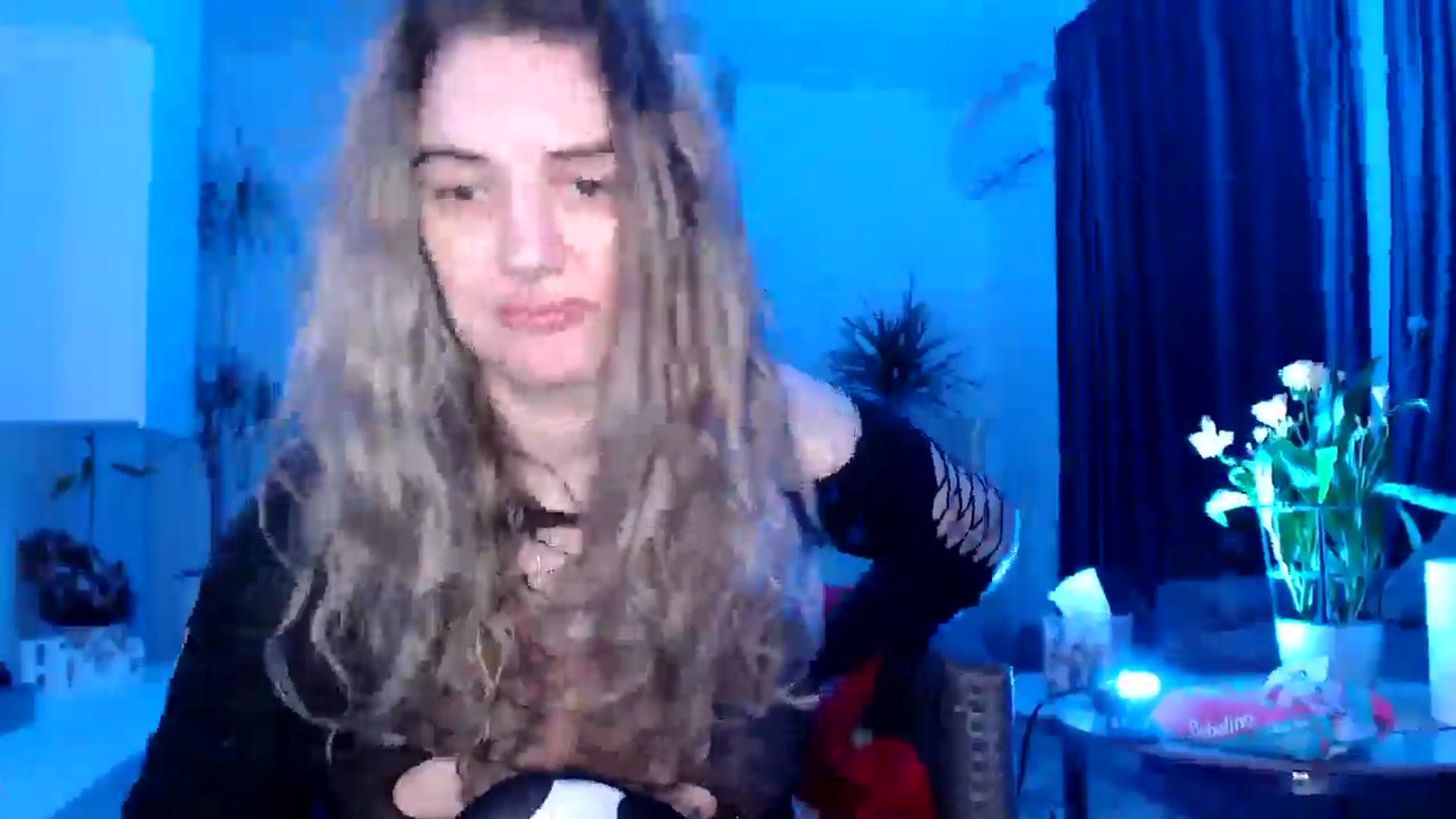 Gallery image thumbnail from MissDivinna's myfreecams stream on, 03/11/2025, 01:44 image 10 of 20