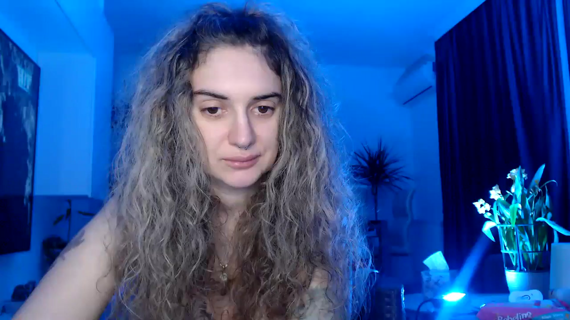 Gallery image thumbnail from MissDivinna's myfreecams stream on, 03/13/2025, 24:21 image 13 of 20
