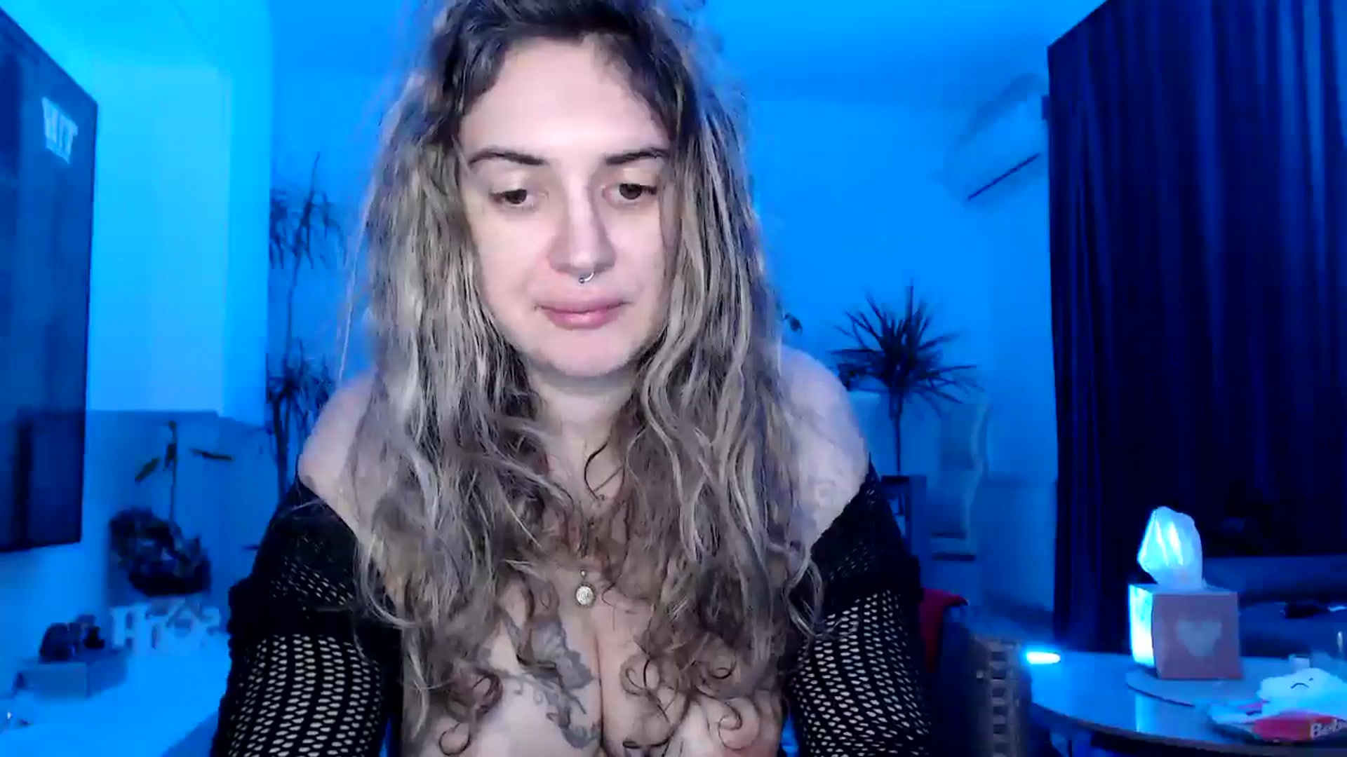 Gallery image thumbnail from MissDivinna's myfreecams stream on, 03/21/2025, 01:50 image 17 of 20