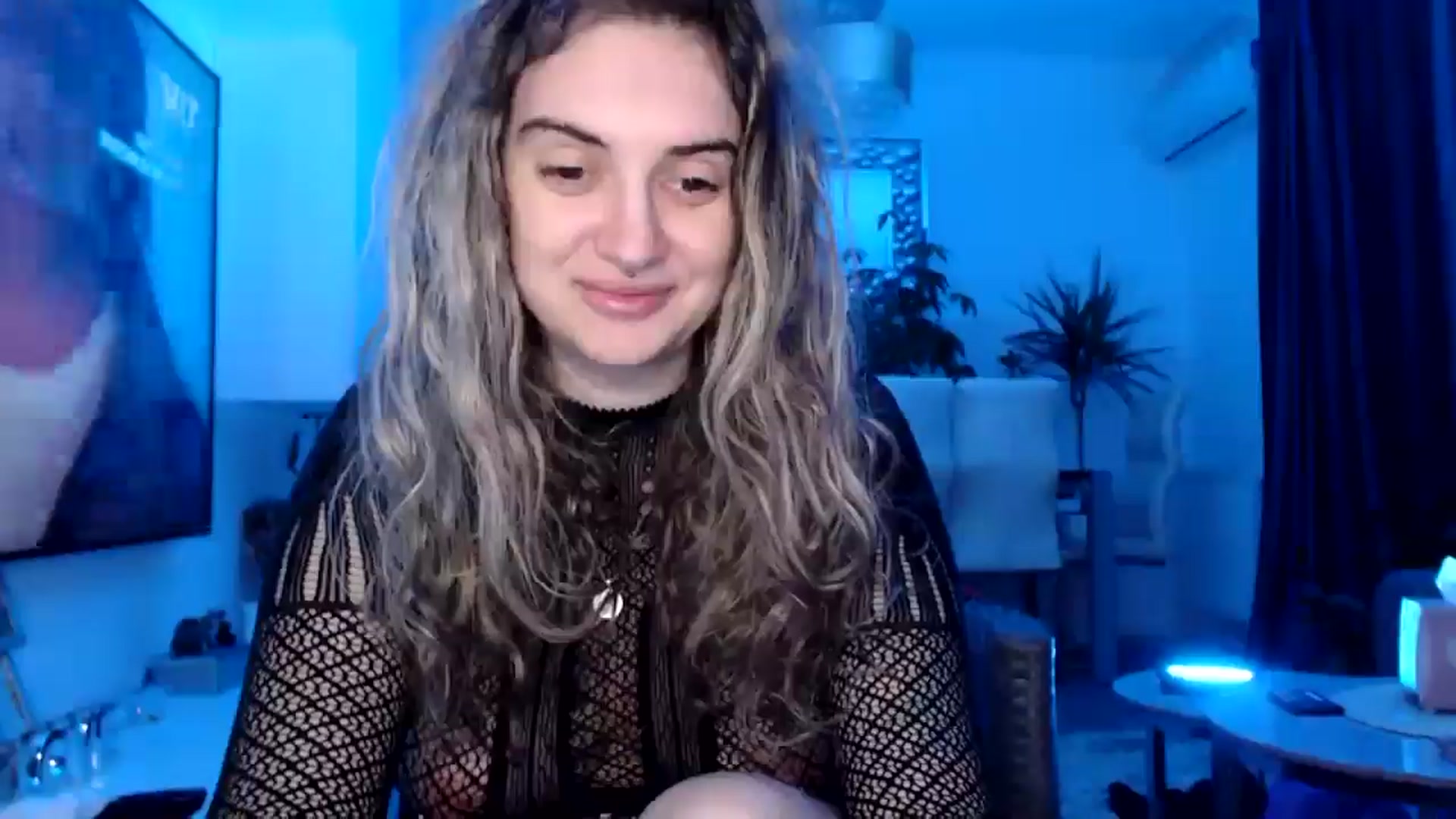 Gallery image thumbnail from MissDivinna's myfreecams stream on, 03/23/2025, 24:07 image 18 of 20