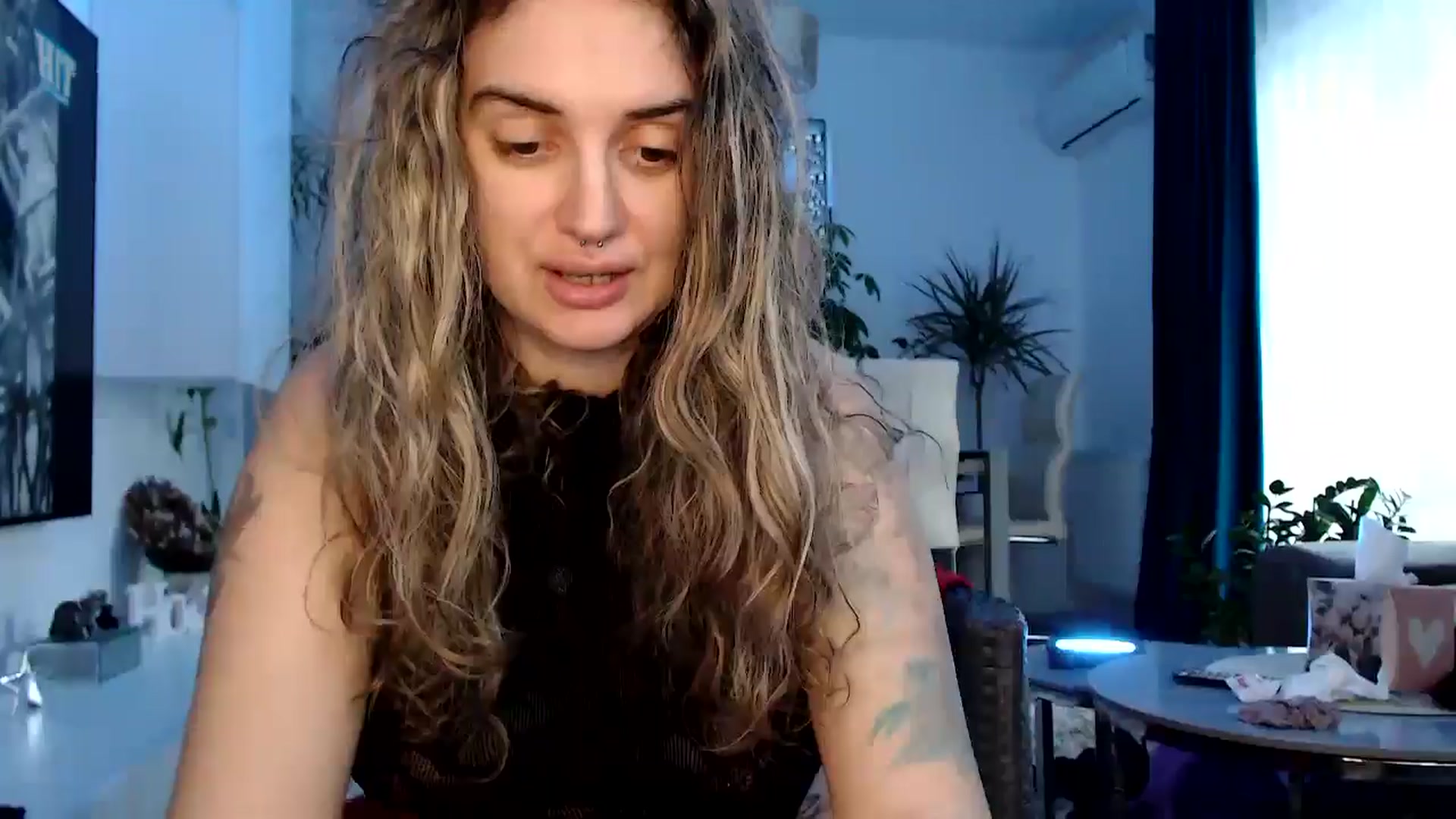 Gallery image thumbnail from MissDivinna's myfreecams stream on, 03/24/2025, 05:54 image 16 of 20