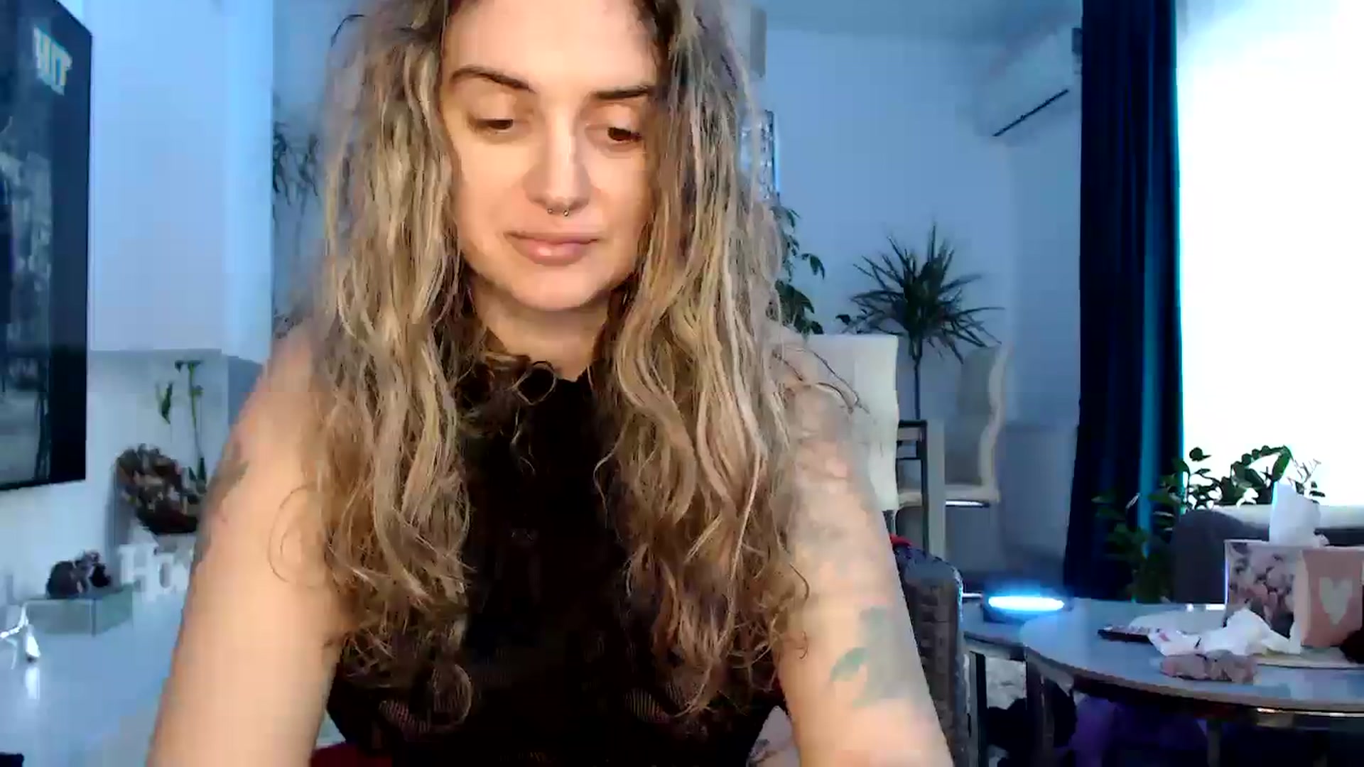 Gallery image thumbnail from MissDivinna's myfreecams stream on, 03/24/2025, 05:54 image 15 of 20