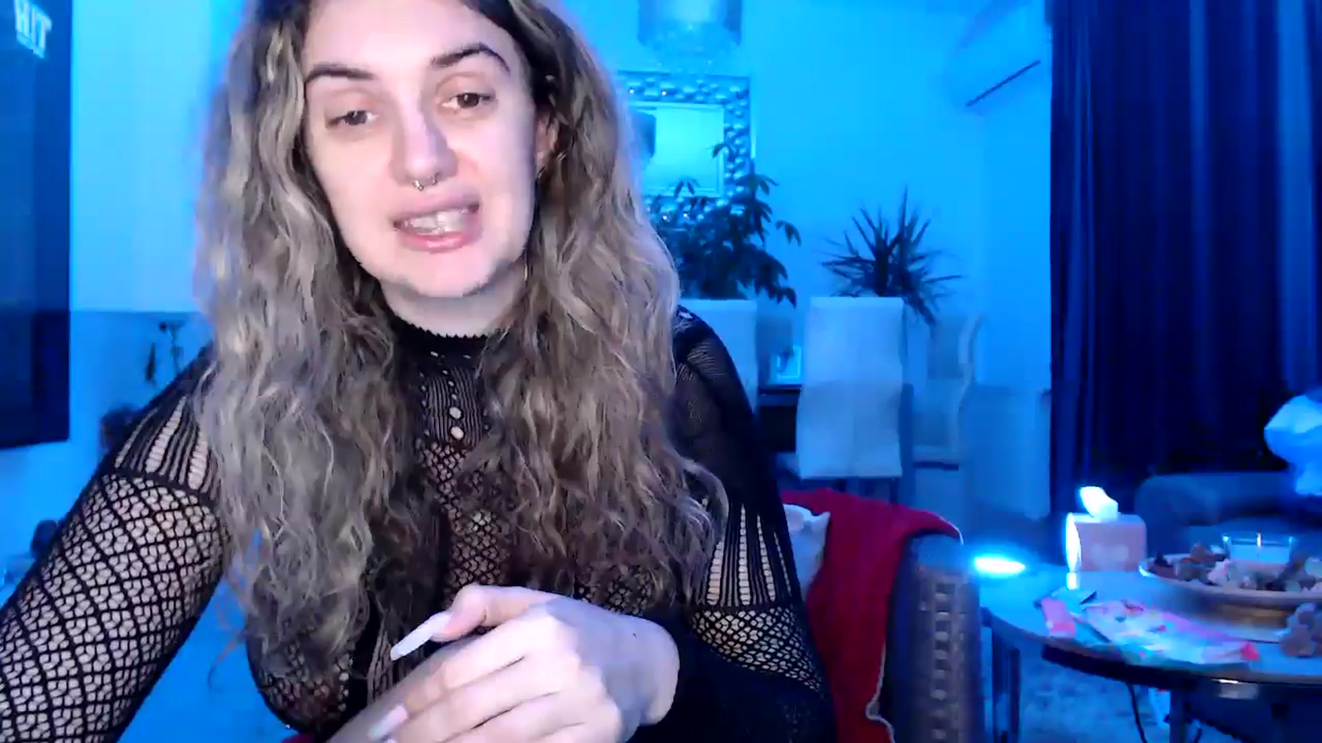 Gallery image thumbnail from MissDivinna's myfreecams stream on, 03/26/2025, 01:18 image 10 of 20
