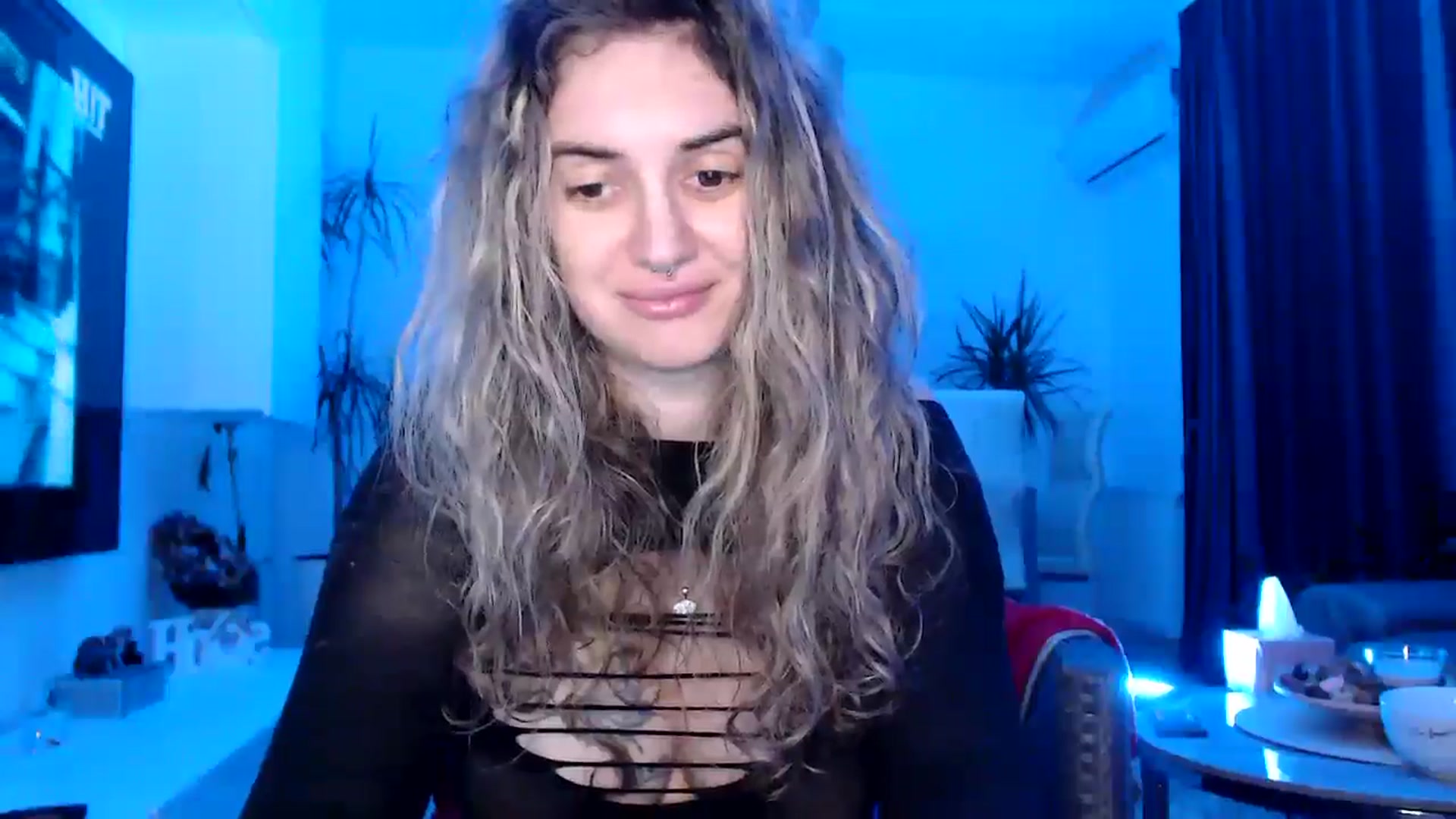 Gallery image thumbnail from MissDivinna's myfreecams stream on, 03/28/2025, 01:51 image 20 of 20