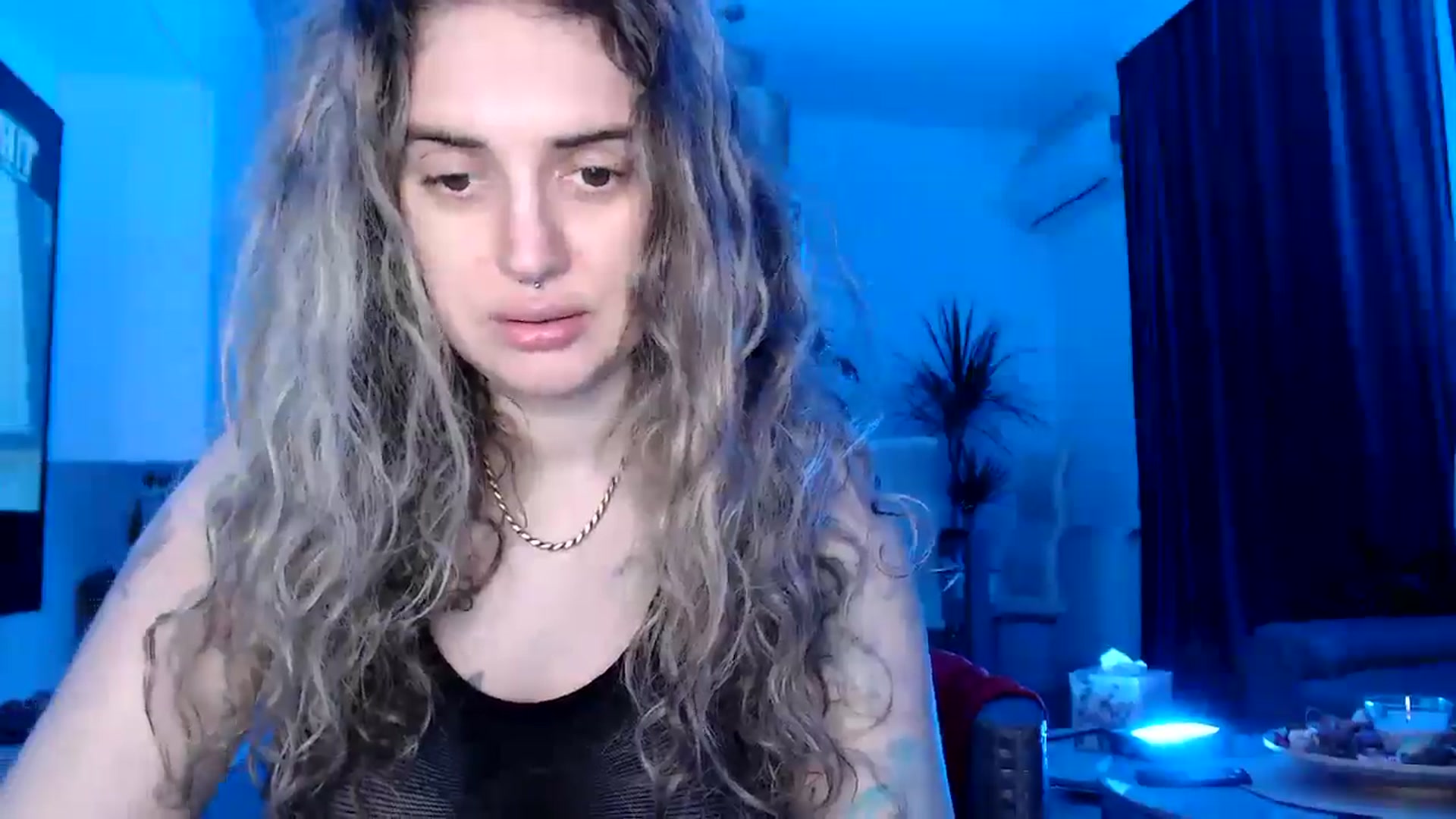 Gallery image thumbnail from MissDivinna's myfreecams stream on, 04/03/2025, 24:56 image 18 of 20