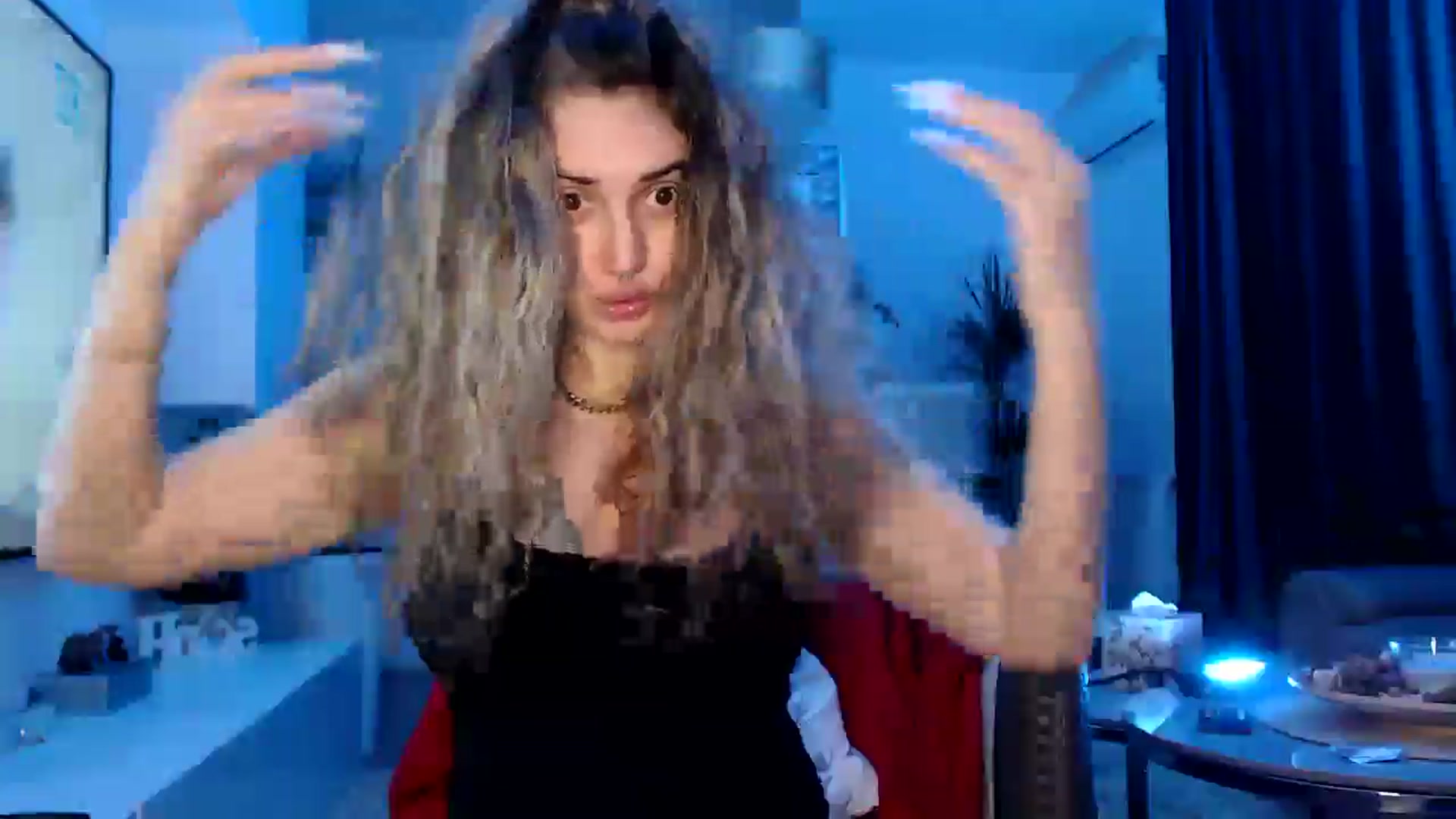 Gallery image thumbnail from MissDivinna's myfreecams stream on, 04/06/2025, 24:39 image 10 of 20