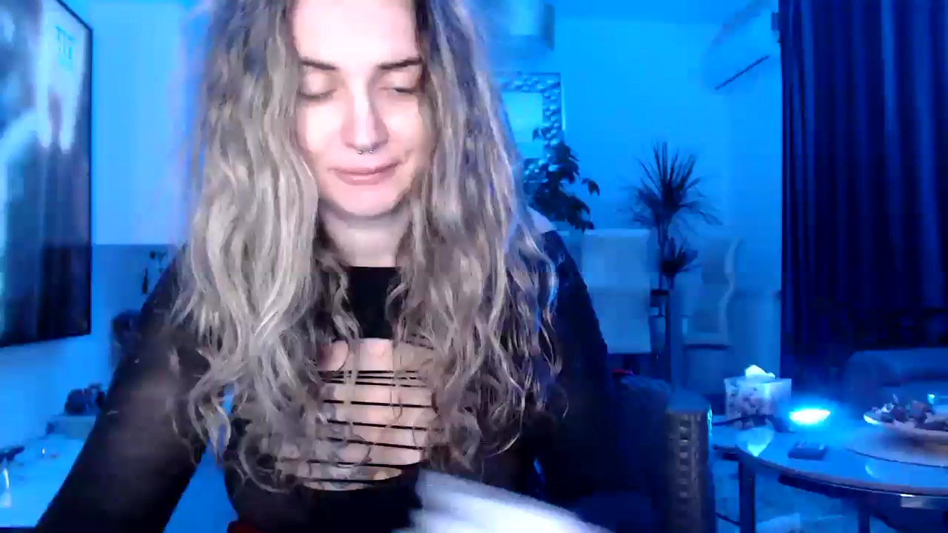 Gallery image thumbnail from MissDivinna's myfreecams stream on, 04/10/2025, 20:50 image 8 of 20
