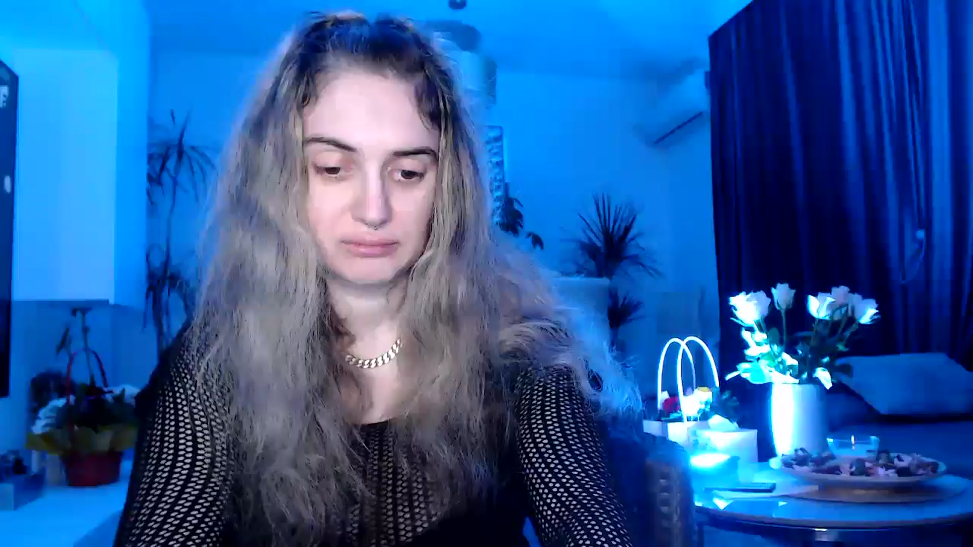 Gallery image thumbnail from MissDivinna's myfreecams stream on, 04/14/2025, 24:53 image 20 of 20