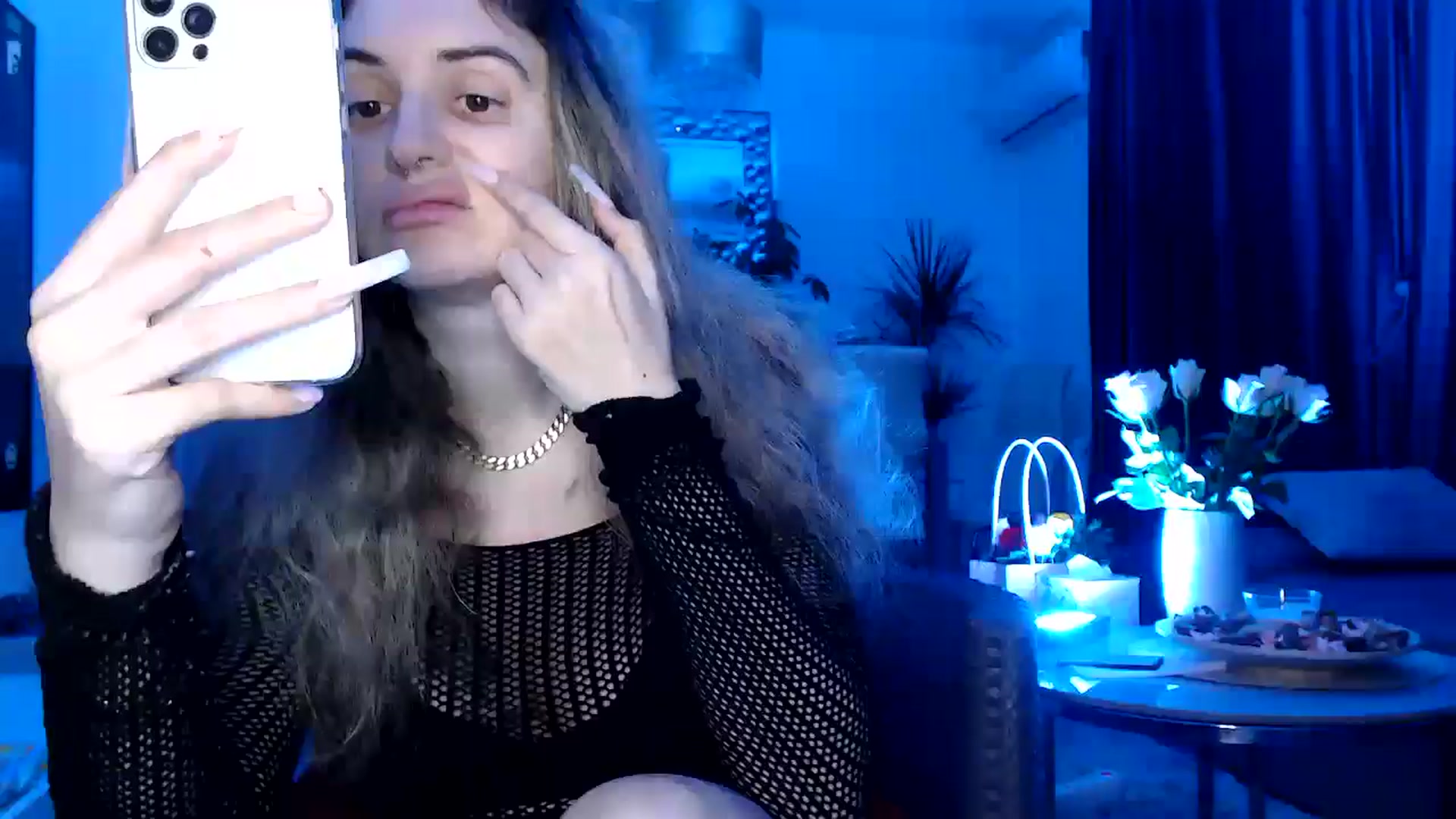 Gallery image thumbnail from MissDivinna's myfreecams stream on, 04/14/2025, 24:53 image 11 of 20