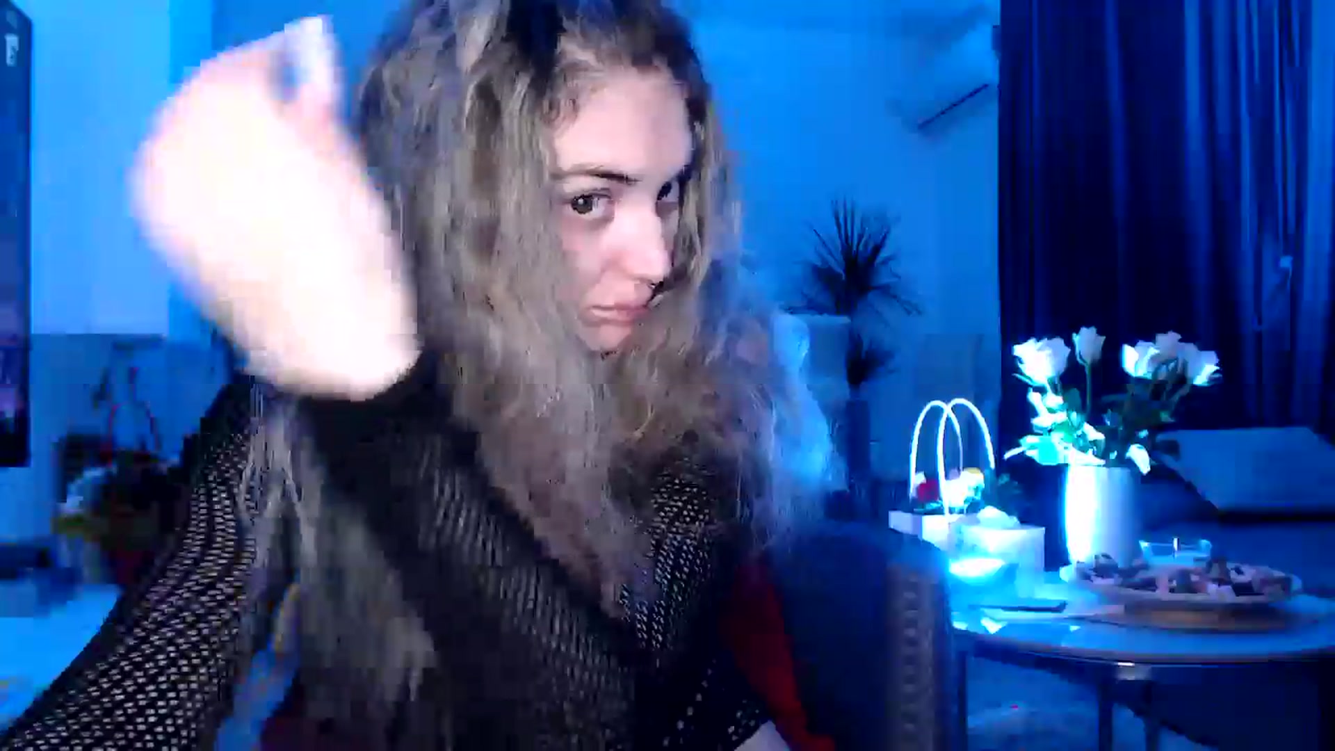 Gallery image thumbnail from MissDivinna's myfreecams stream on, 04/14/2025, 24:53 image 10 of 20