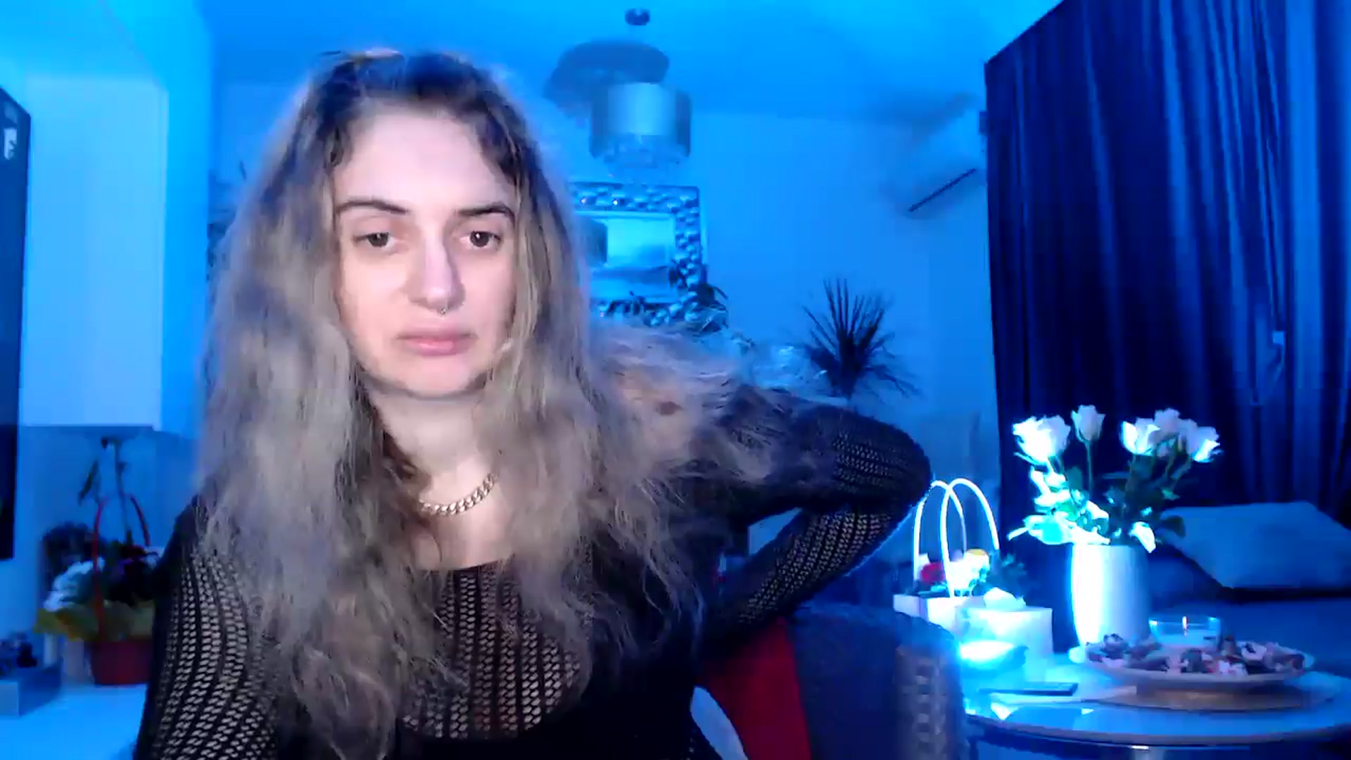 Gallery image thumbnail from MissDivinna's myfreecams stream on, 04/14/2025, 24:53 image 19 of 20