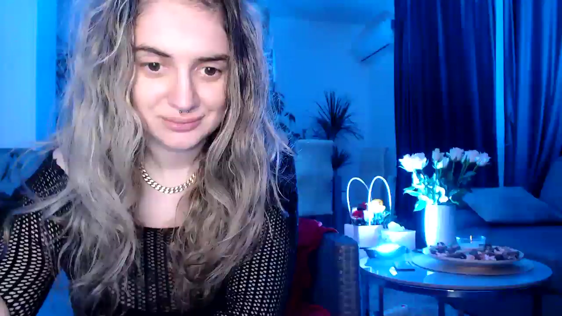 Gallery image thumbnail from MissDivinna's myfreecams stream on, 04/16/2025, 01:46 image 15 of 20
