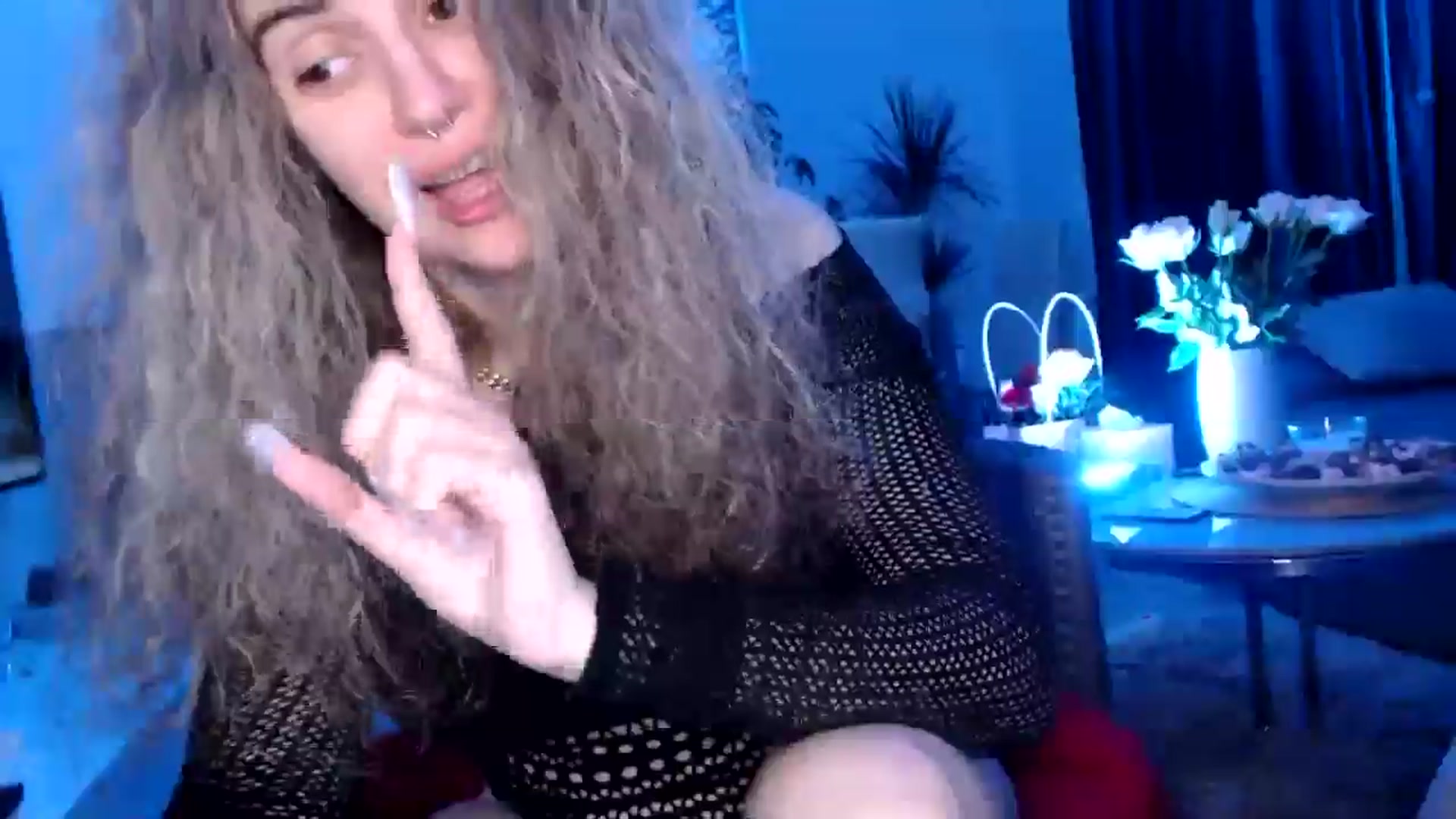 Gallery image thumbnail from MissDivinna's myfreecams stream on, 04/17/2025, 24:48 image 2 of 20