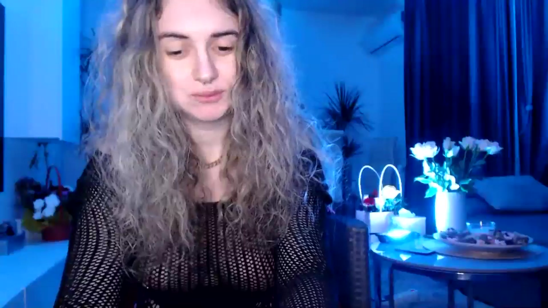 Gallery image thumbnail from MissDivinna's myfreecams stream on, 04/17/2025, 24:48 image 16 of 20