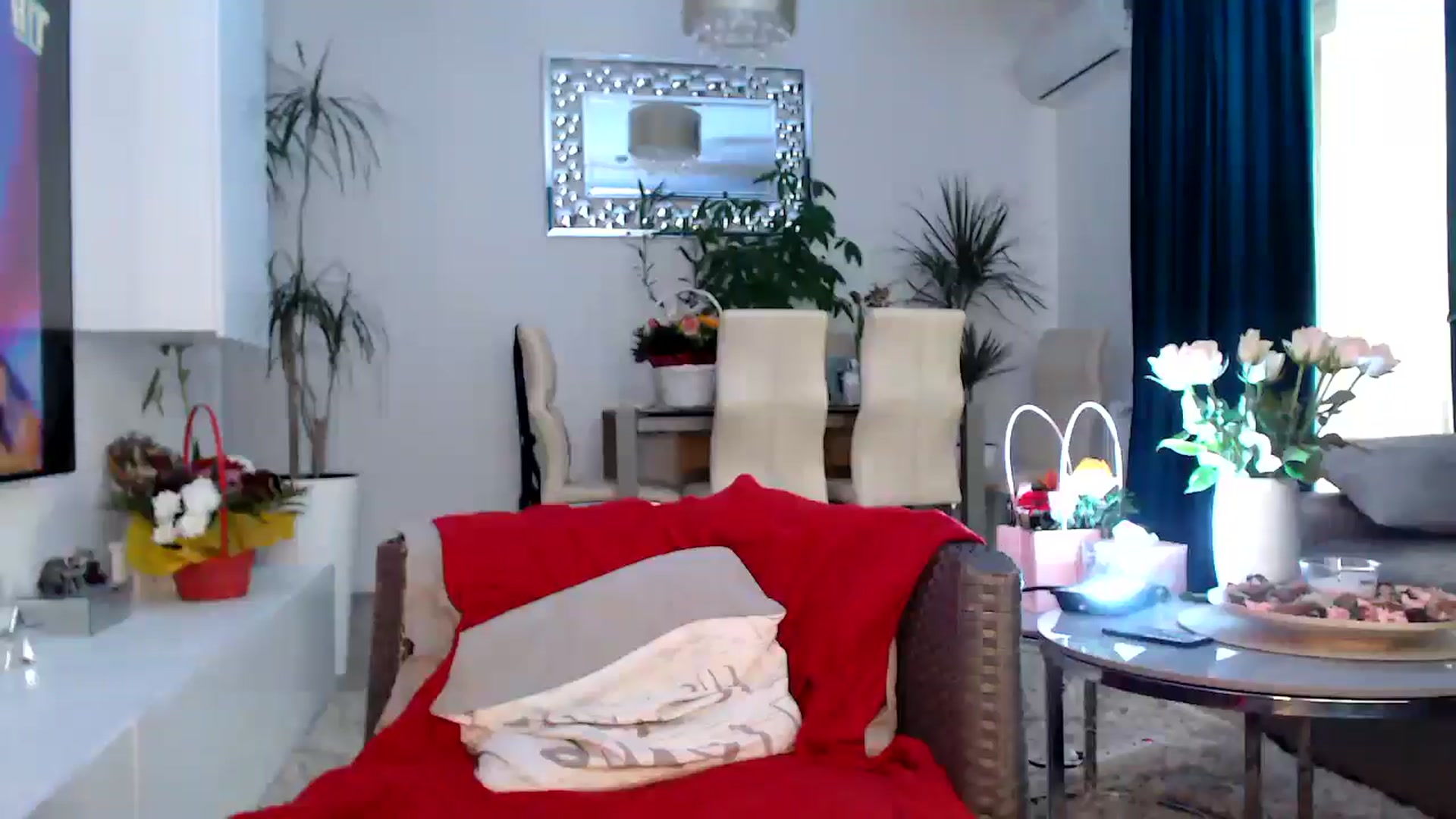 Gallery image thumbnail from MissDivinna's myfreecams stream on, 04/17/2025, 04:46 image 19 of 20