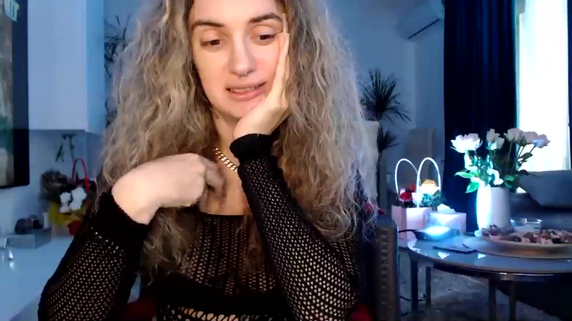 Gallery image thumbnail from MissDivinna's myfreecams stream on, 04/17/2025, 04:46 image 17 of 20