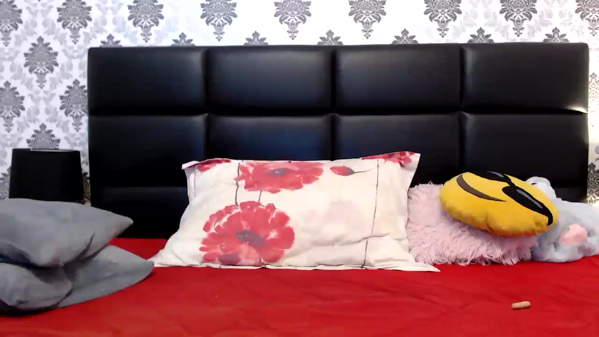 Gallery image thumbnail from MissDivinna's myfreecams stream on, 04/21/2025, 23:12 image 20 of 20