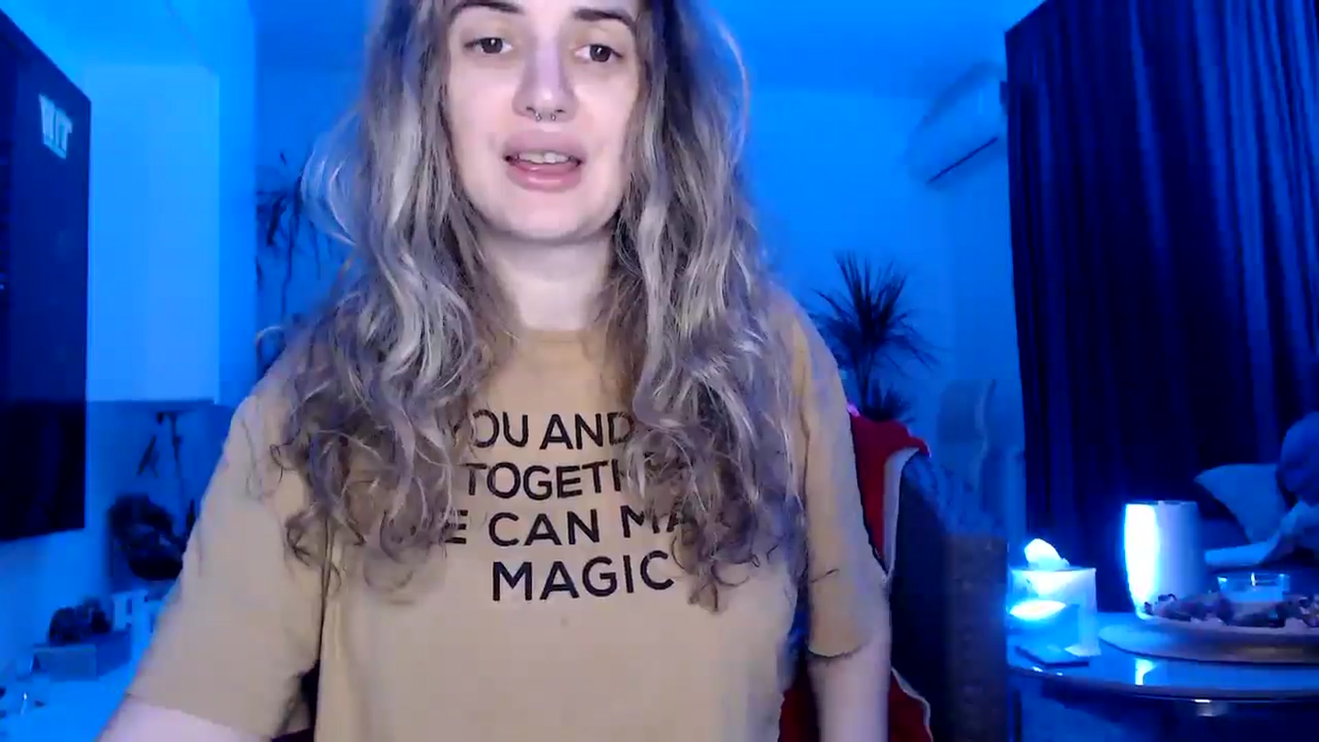 Gallery image thumbnail from MissDivinna's myfreecams stream on, 04/26/2025, 19:10 image 3 of 20
