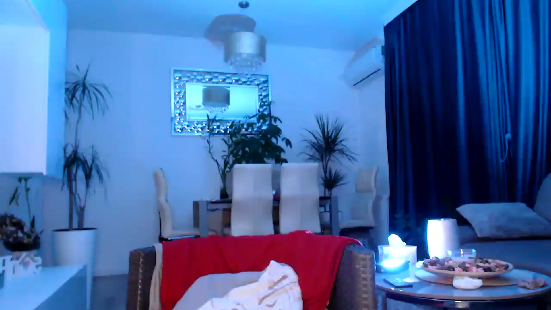 Gallery image thumbnail from MissDivinna's myfreecams stream on, 04/27/2025, 01:50 image 7 of 20